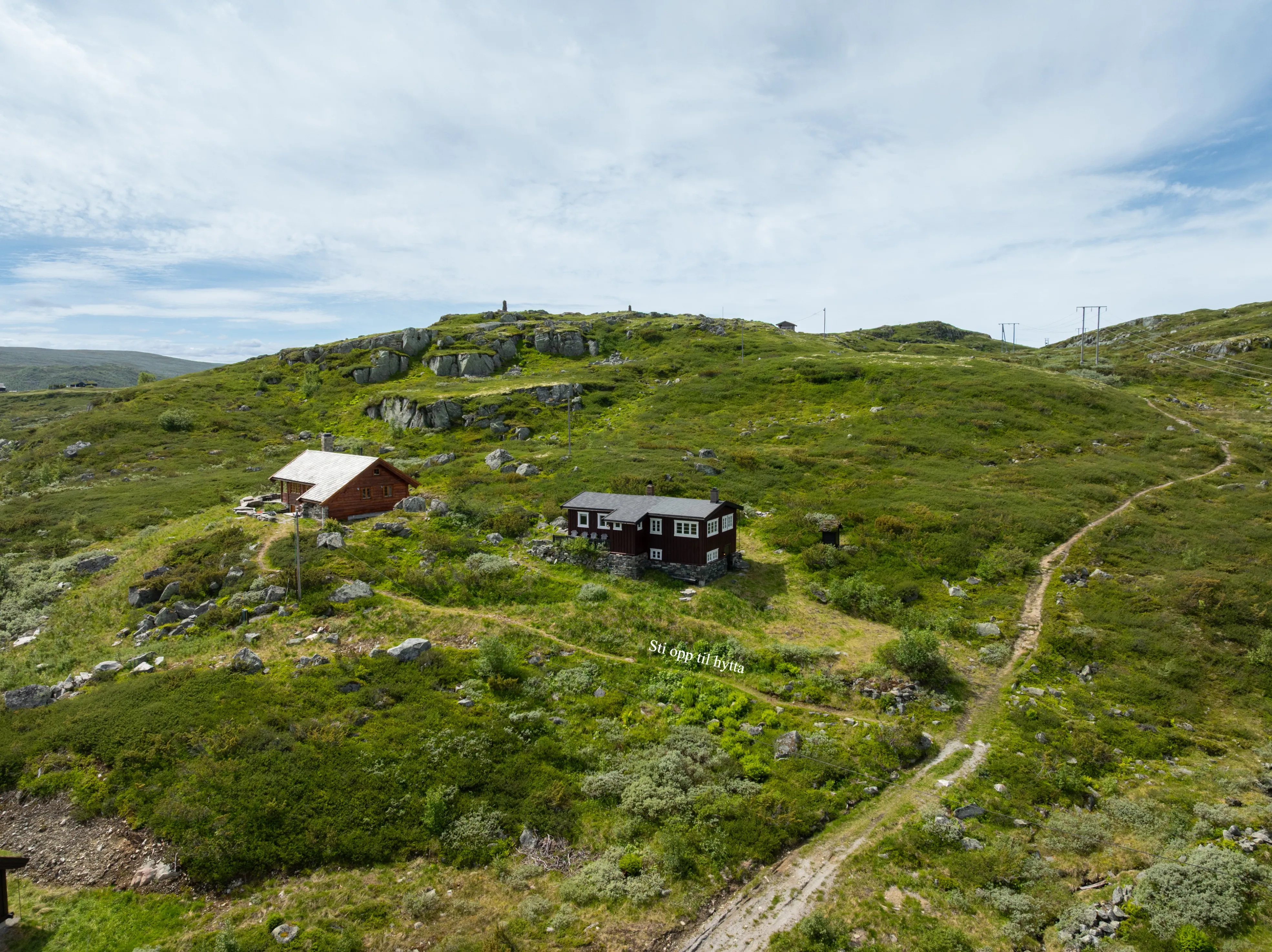1990s Norwegian Cabin with Panoramic Views and Terrace in Ustaoset - View image 30 of 41
