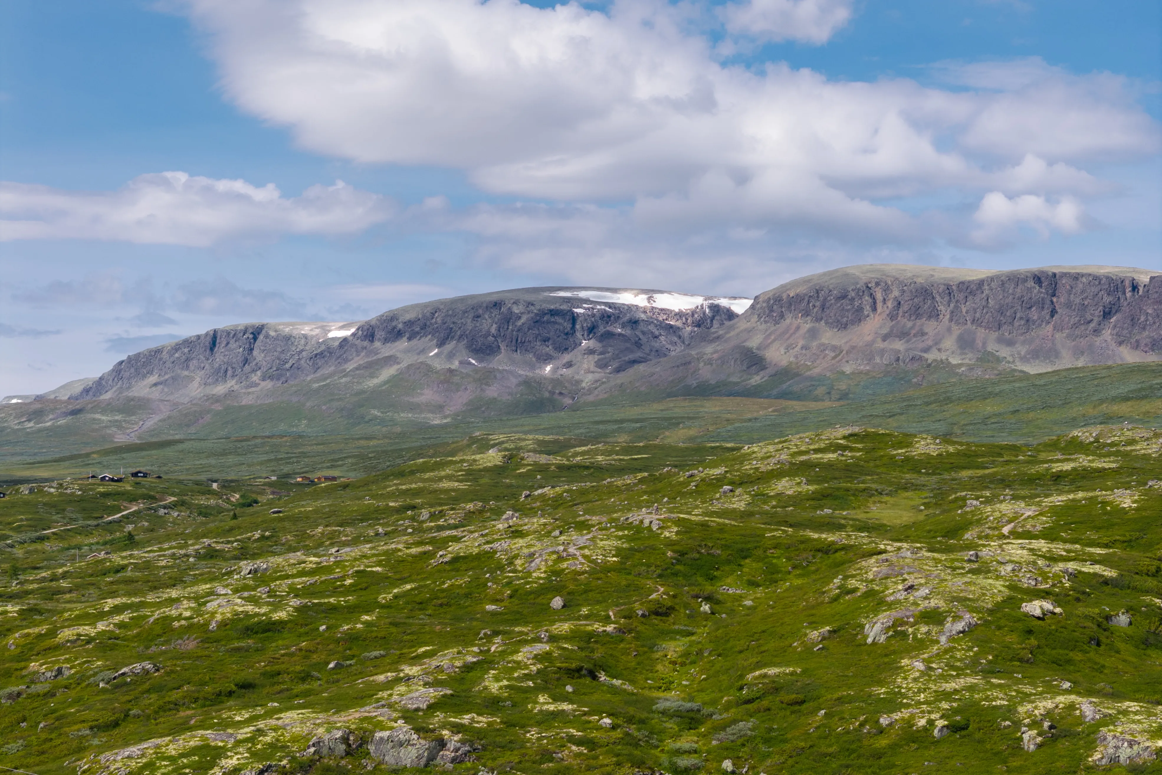 1990s Norwegian Cabin with Panoramic Views and Terrace in Ustaoset - View image 31 of 41