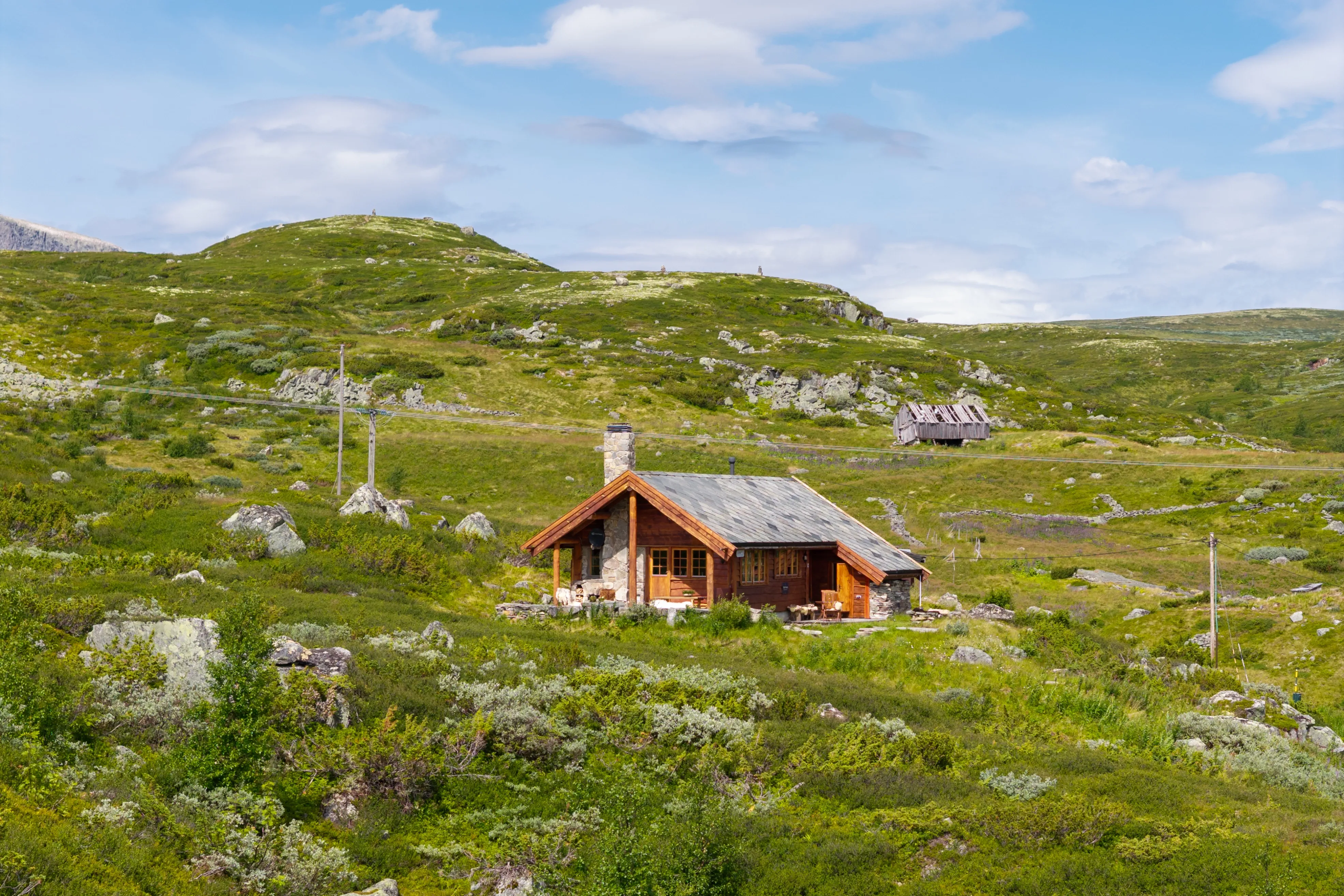 1990s Norwegian Cabin with Panoramic Views and Terrace in Ustaoset - View image 32 of 41