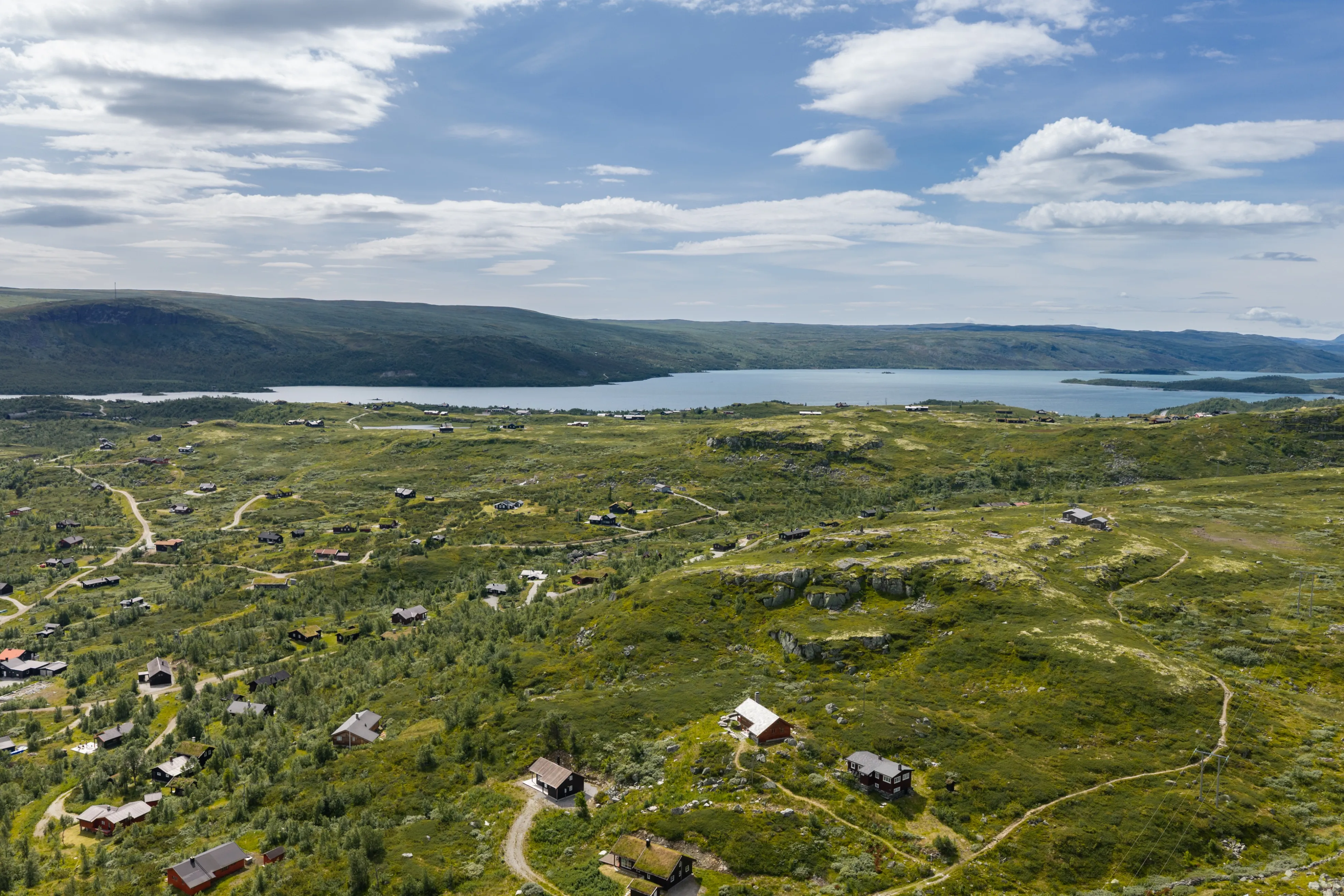 1990s Norwegian Cabin with Panoramic Views and Terrace in Ustaoset - View image 37 of 41