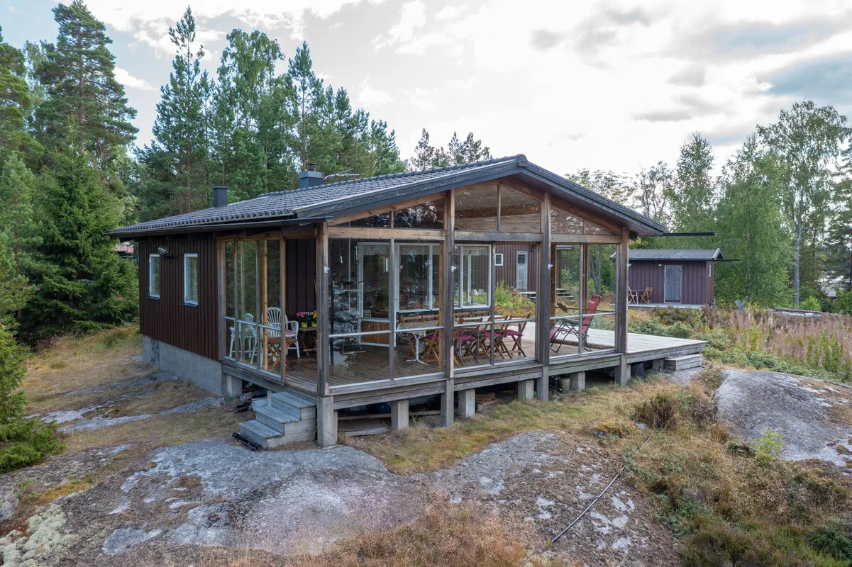 1970s Swedish Island House with Expansive Garden and Terrace - Image 1