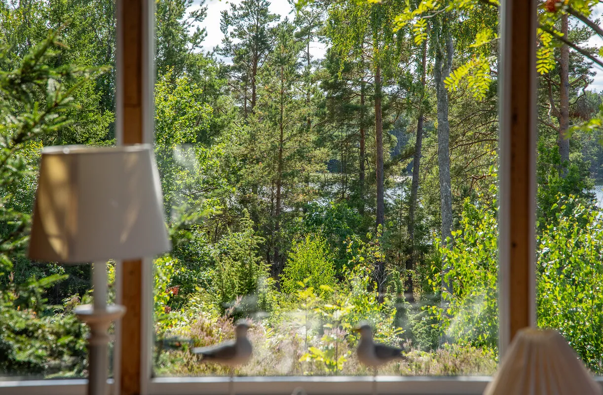 1970s Swedish Island House with Expansive Garden and Terrace - View image 34 of 48