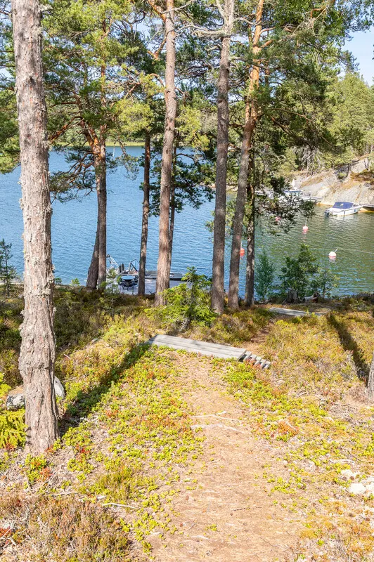 1970s Swedish Island House with Expansive Garden and Terrace - View image 39 of 48
