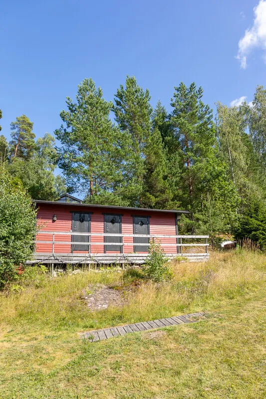 1970s Swedish Island House with Expansive Garden and Terrace - View image 45 of 48