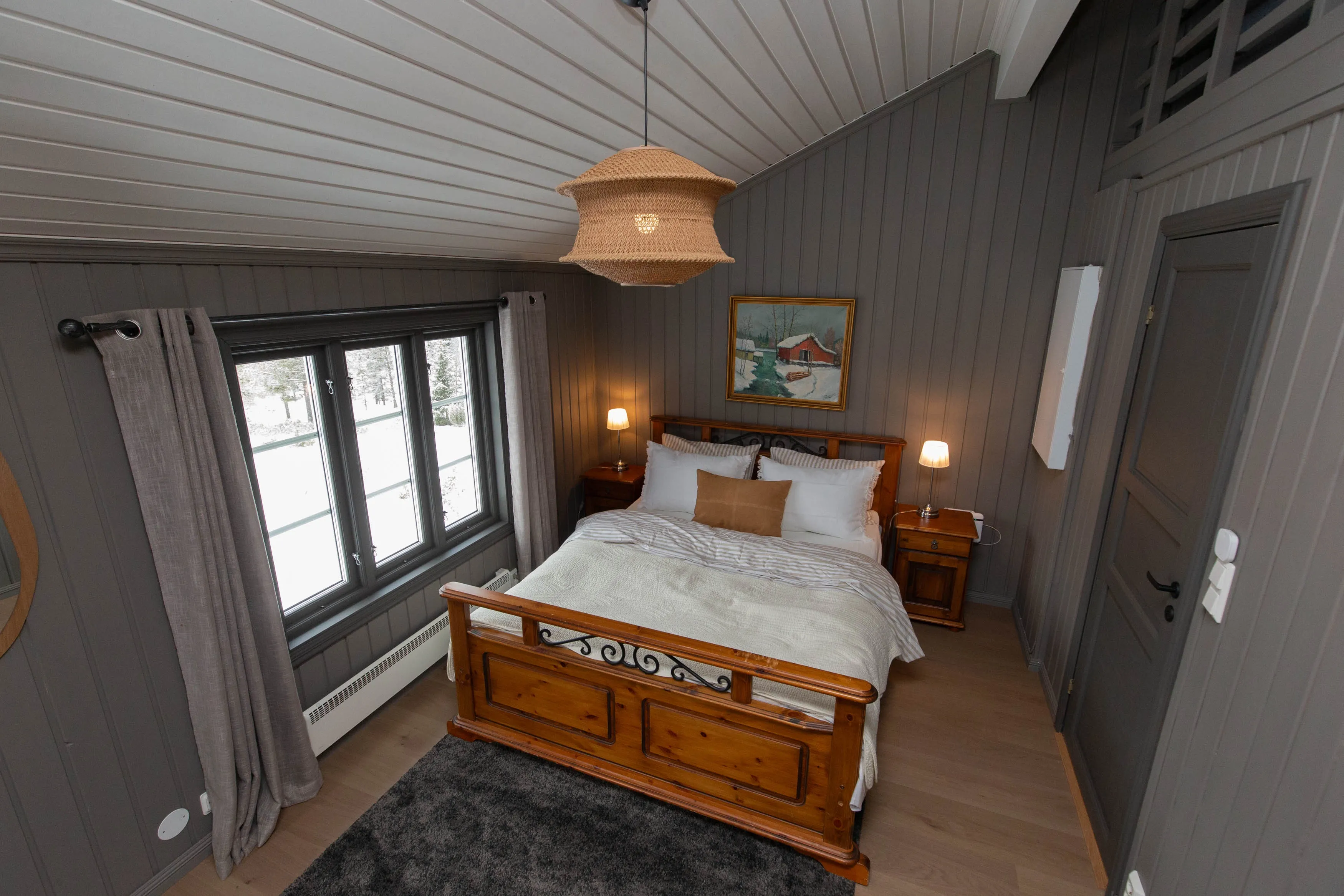 1965 Cabin in Viken: 4 Bedrooms, Ski Trails and Modern Upgrades - View image 18 of 28