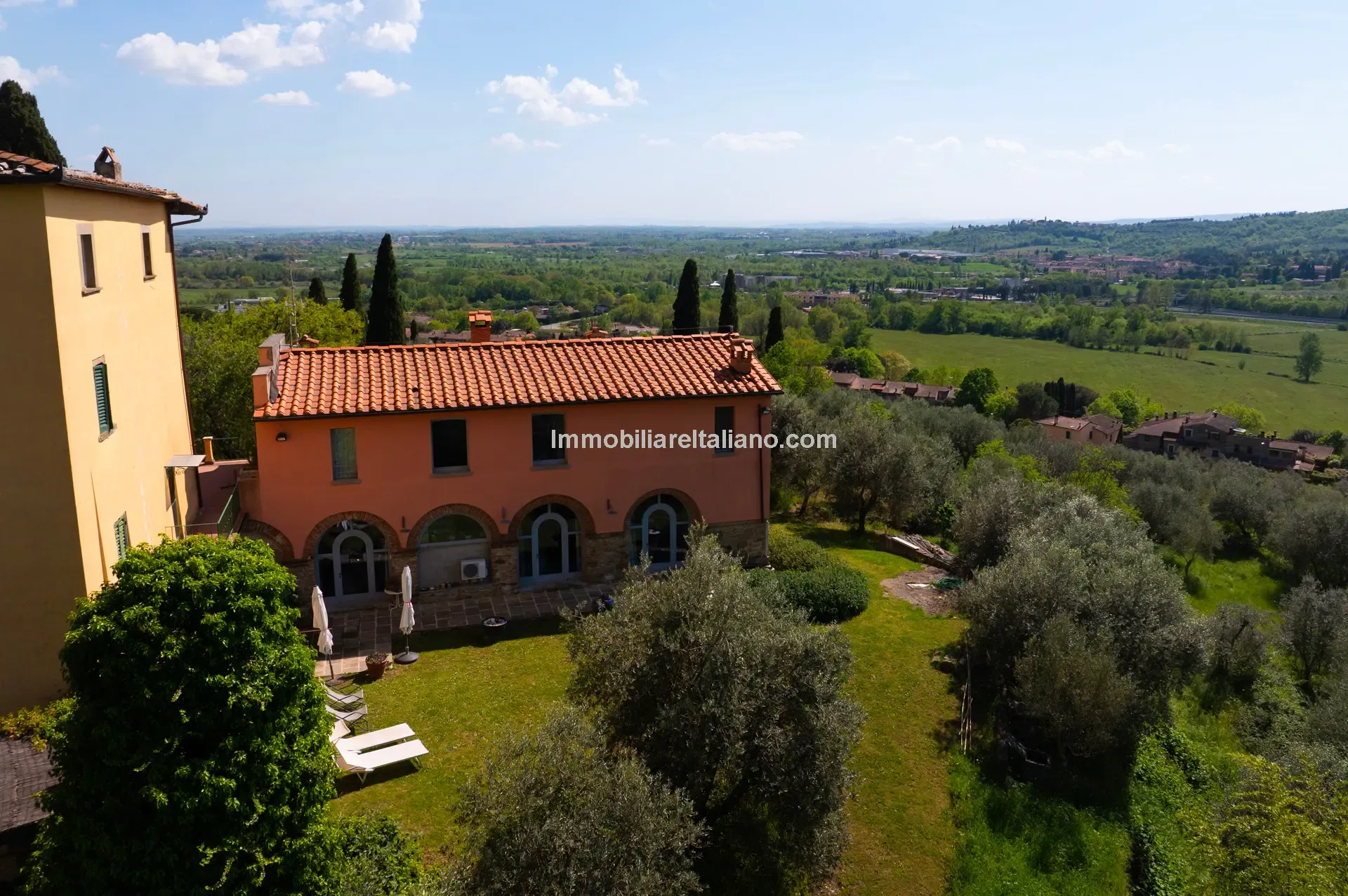 Restored Olive Mill with Garden and Olive Grove in Tuscany's Heartland - View image 9 of 50