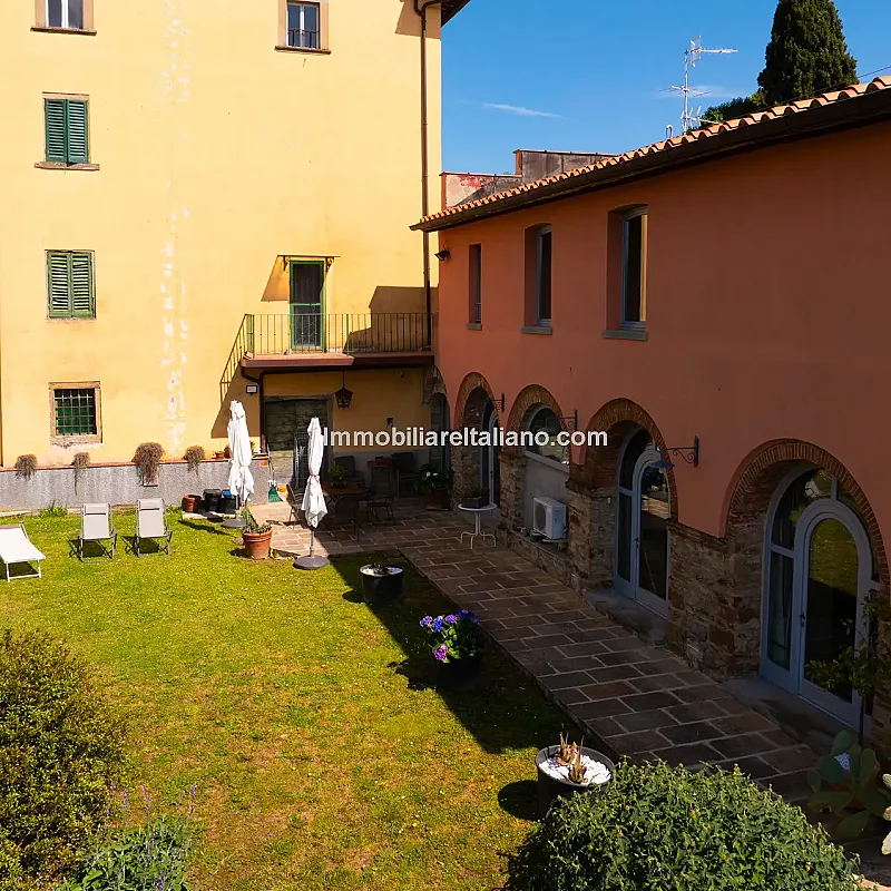 View image 12