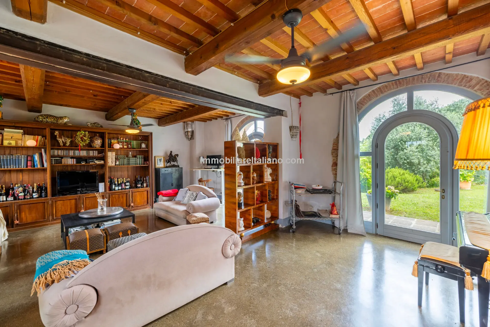 Restored Olive Mill with Garden and Olive Grove in Tuscany's Heartland - View image 25 of 50