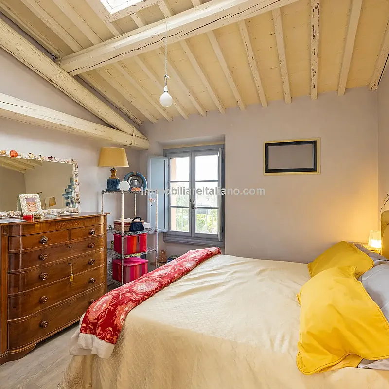 View image 40