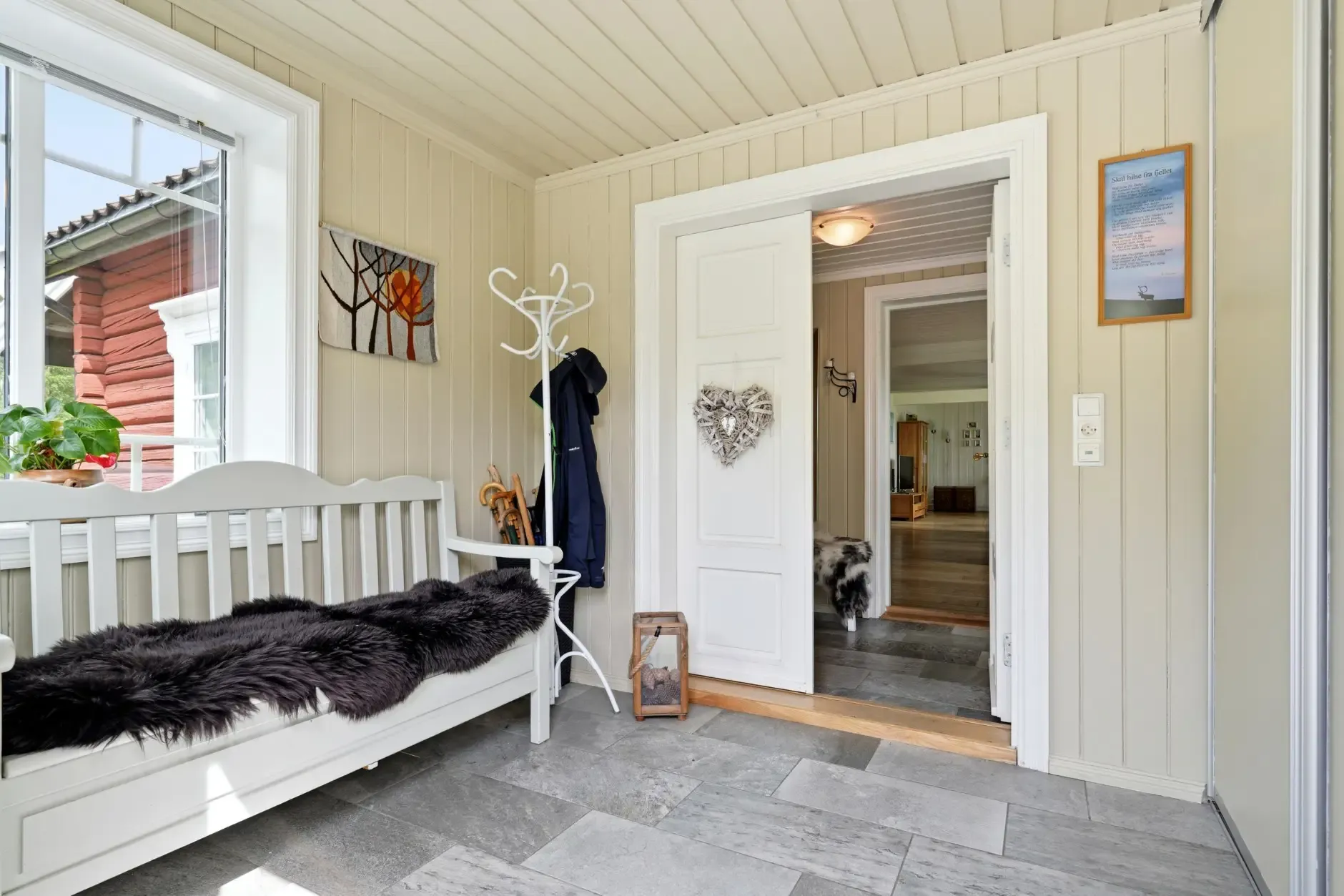 Historic 1850s Norwegian House with Expansive Garden Near Kongsberg - View image 10 of 66