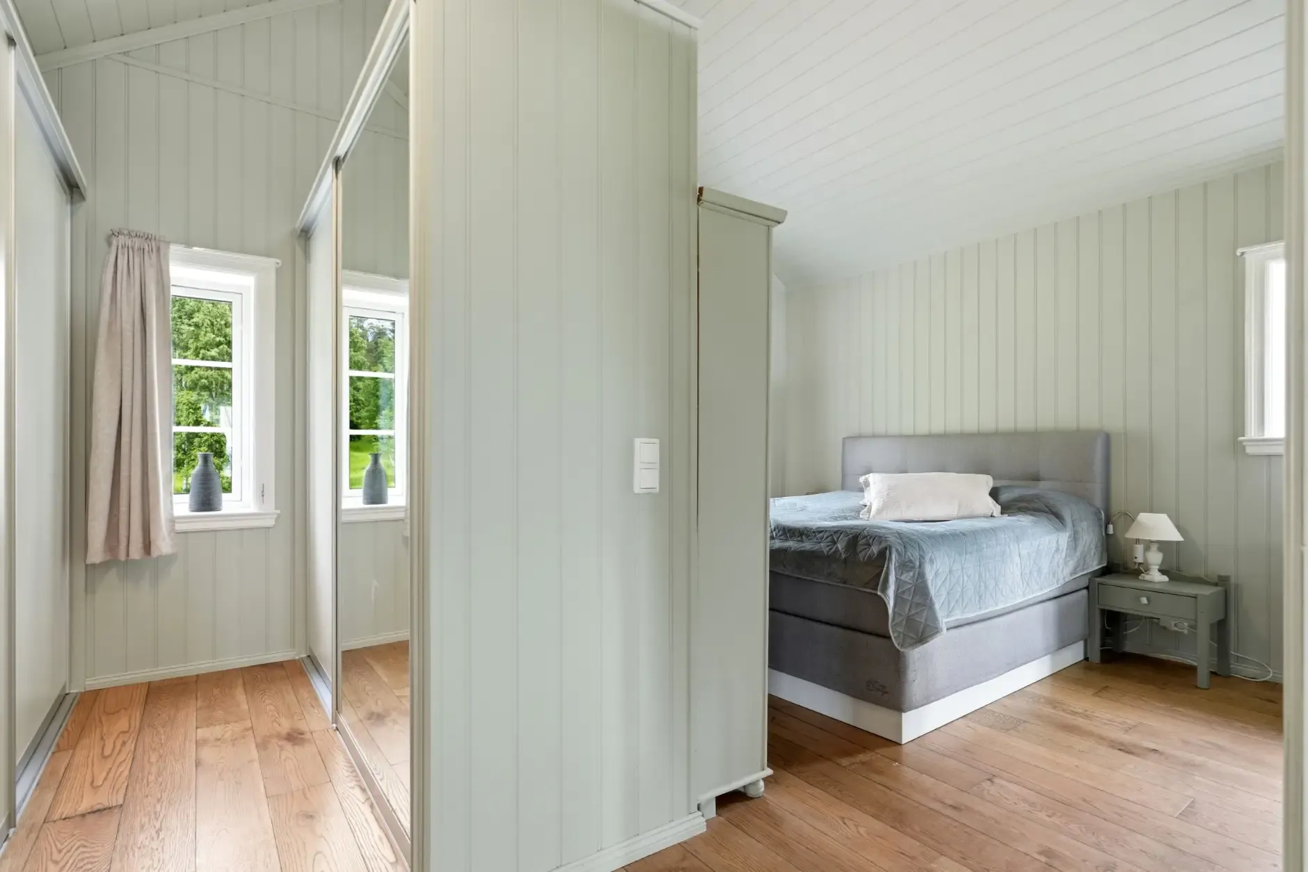 Historic 1850s Norwegian House with Expansive Garden Near Kongsberg - View image 27 of 66