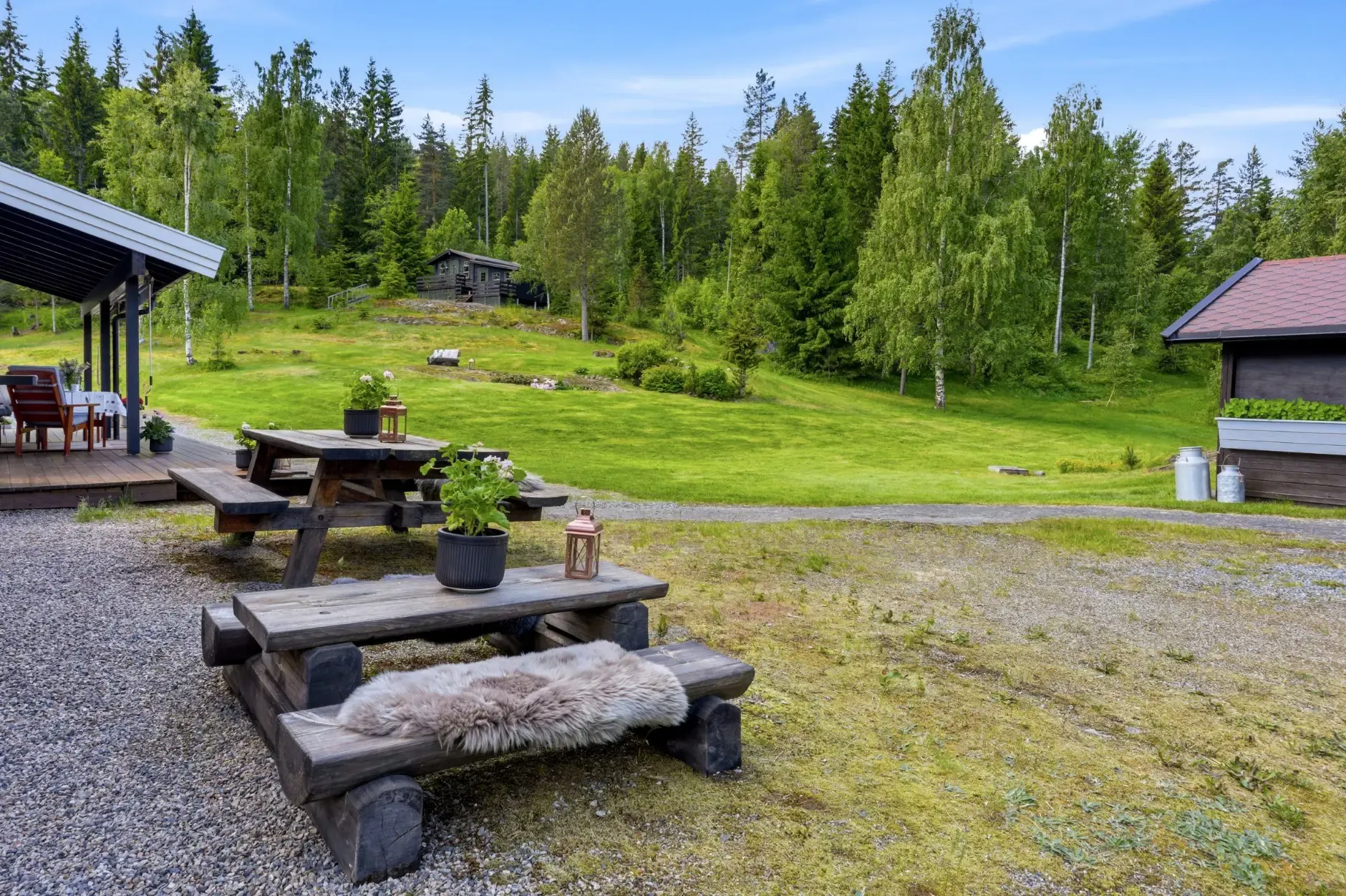 Historic 1850s Norwegian House with Expansive Garden Near Kongsberg - View image 47 of 66