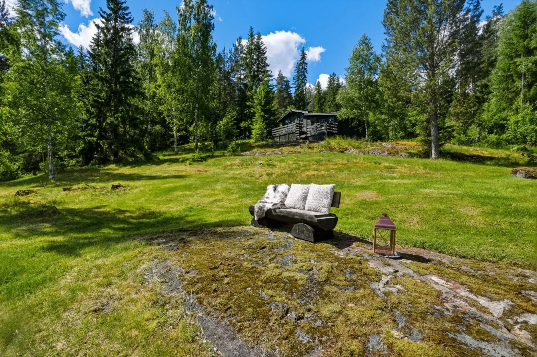 Historic 1850s Norwegian House with Expansive Garden Near Kongsberg - View image 52 of 66