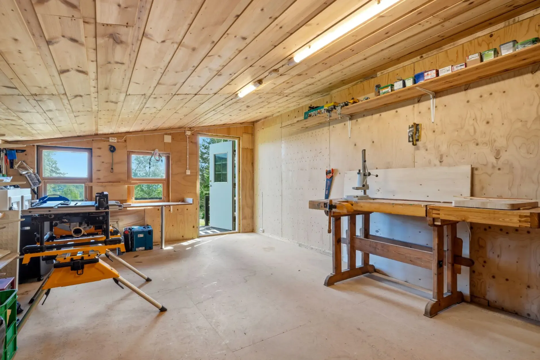 Historic 1850s Norwegian House with Expansive Garden Near Kongsberg - View image 55 of 66