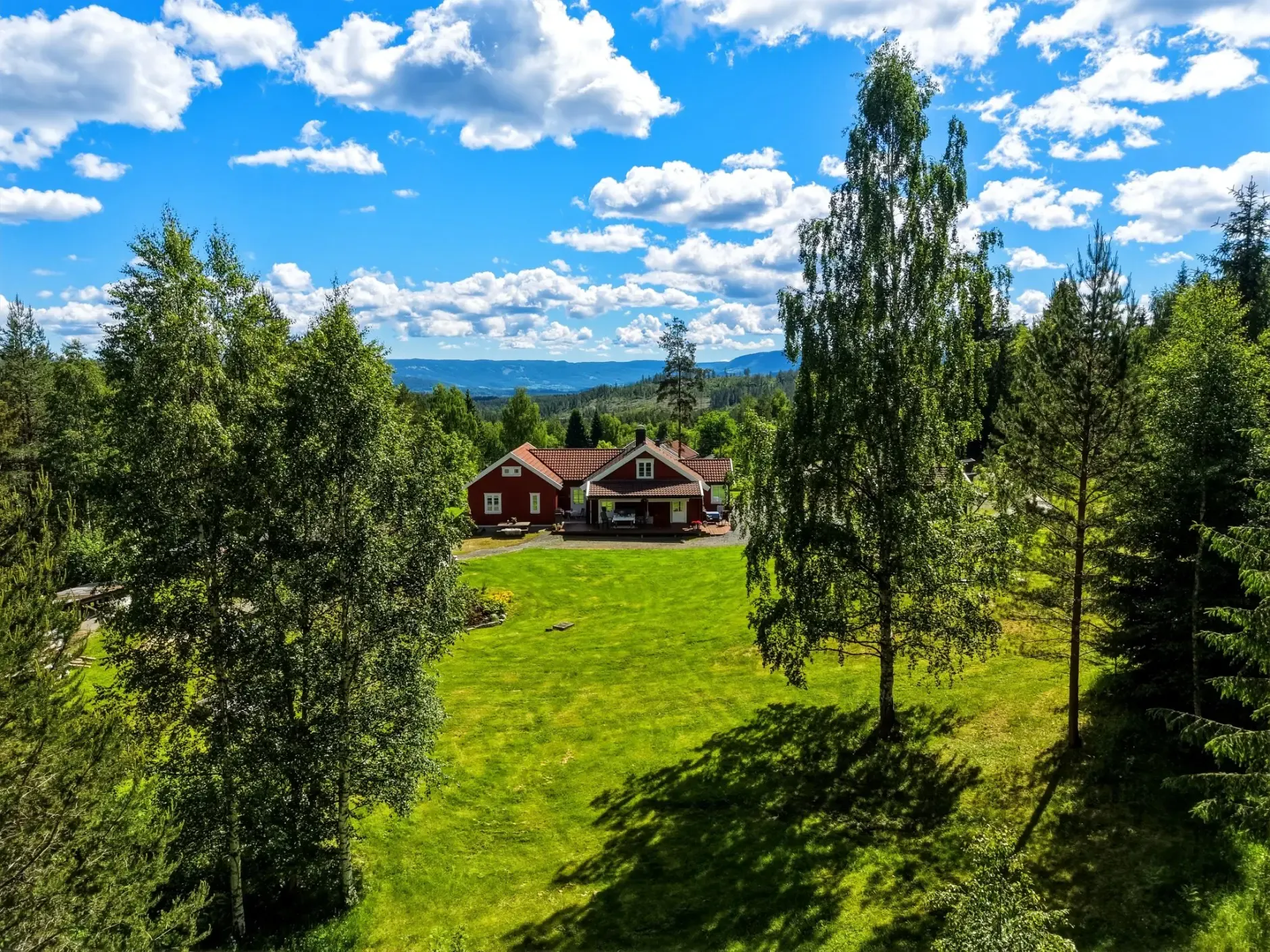 Historic 1850s Norwegian House with Expansive Garden Near Kongsberg - View image 59 of 66