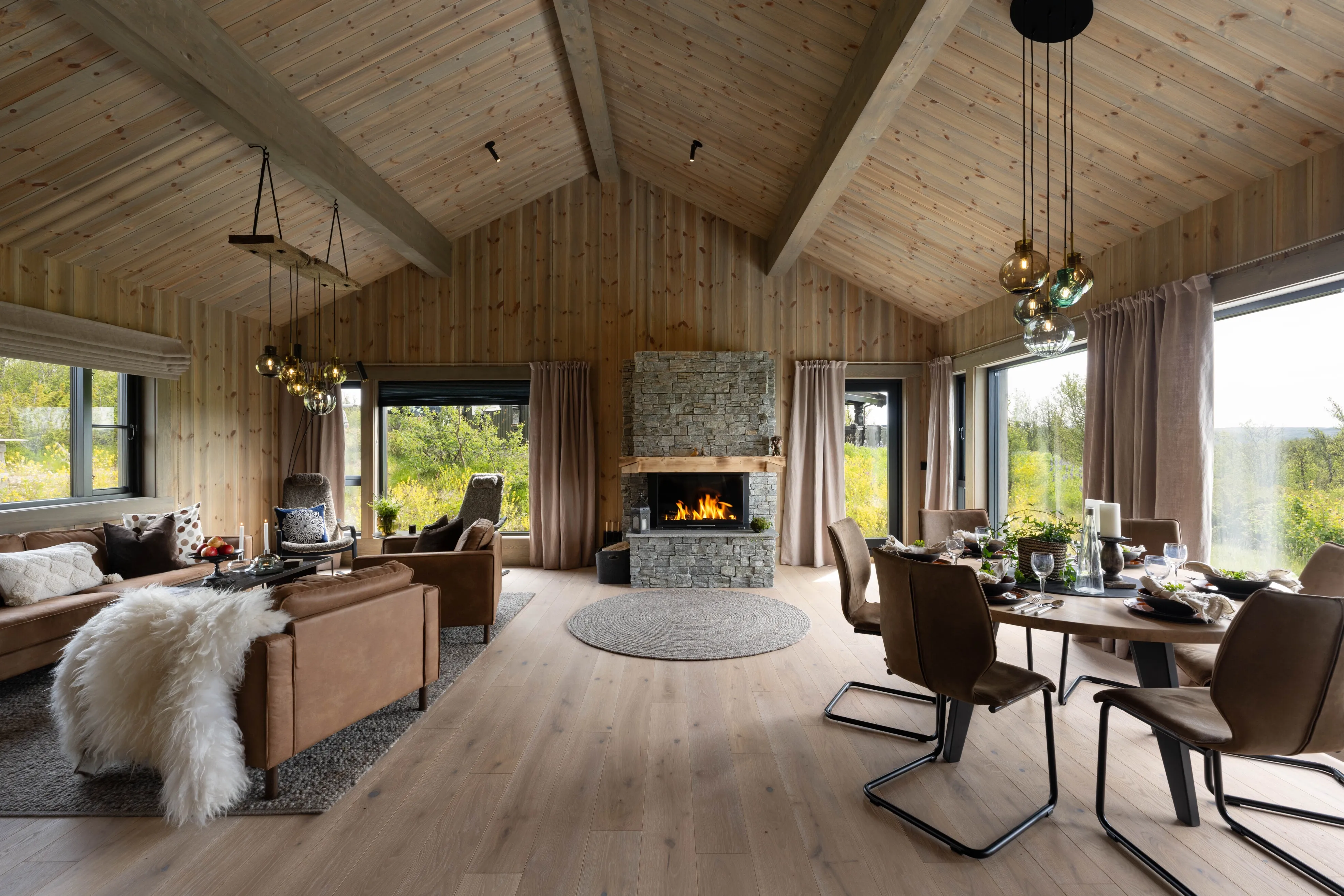 Modern 2-Bedroom Country House in Geilo Featuring Terrace & Scenic Views - Image 3