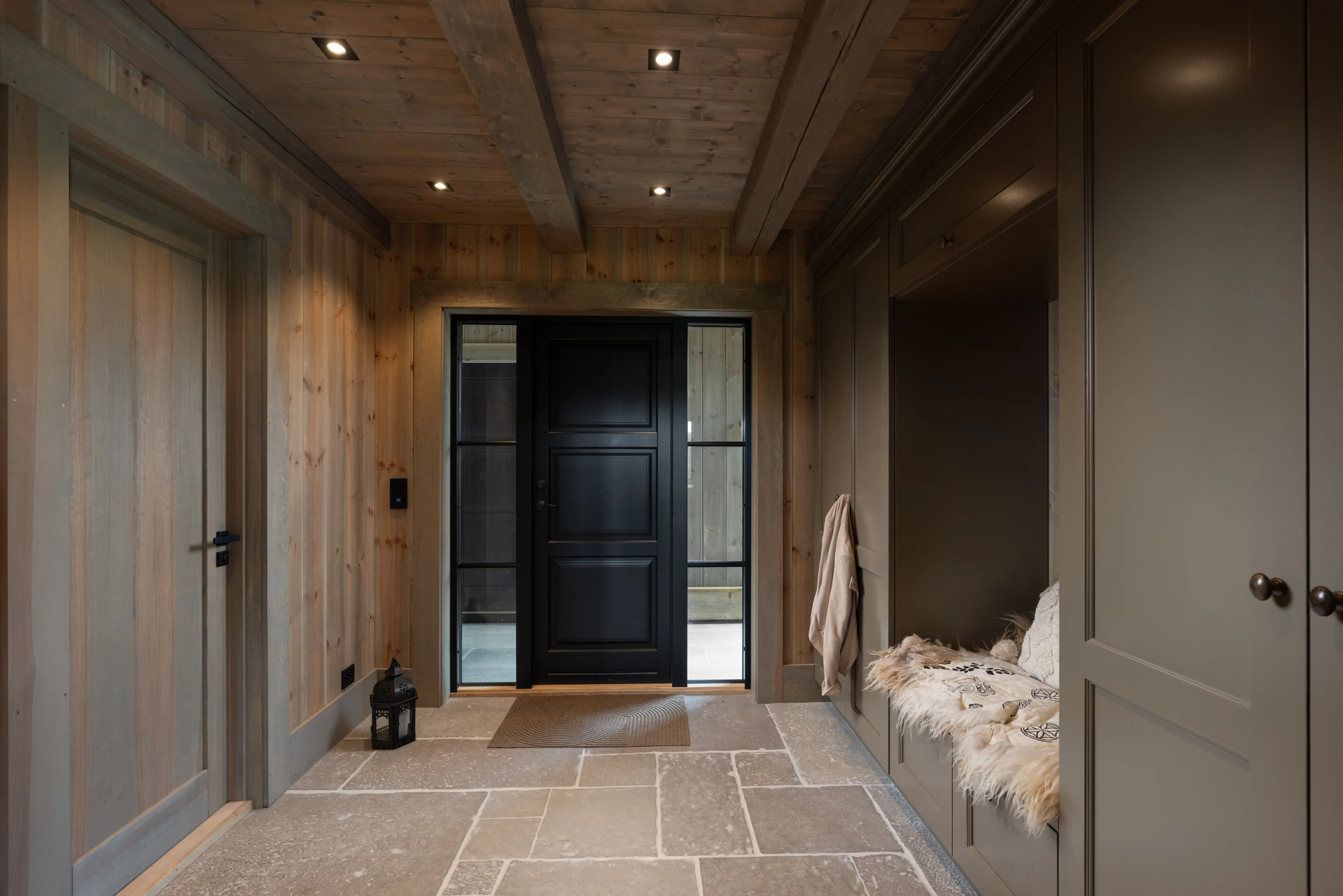 Modern 2-Bedroom Country House in Geilo Featuring Terrace & Scenic Views - View image 16 of 24