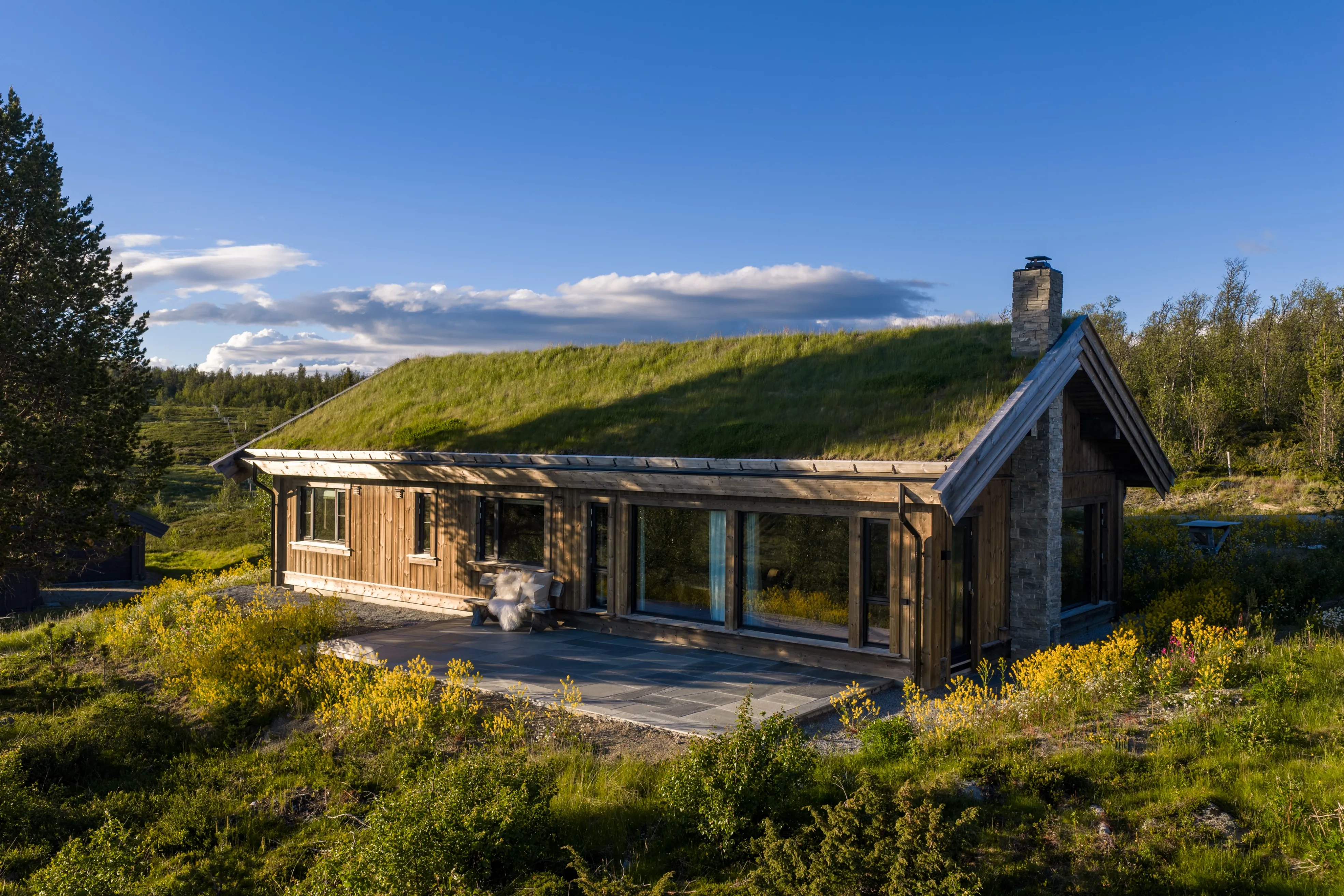 Modern 2-Bedroom Country House in Geilo Featuring Terrace & Scenic Views - View image 19 of 24