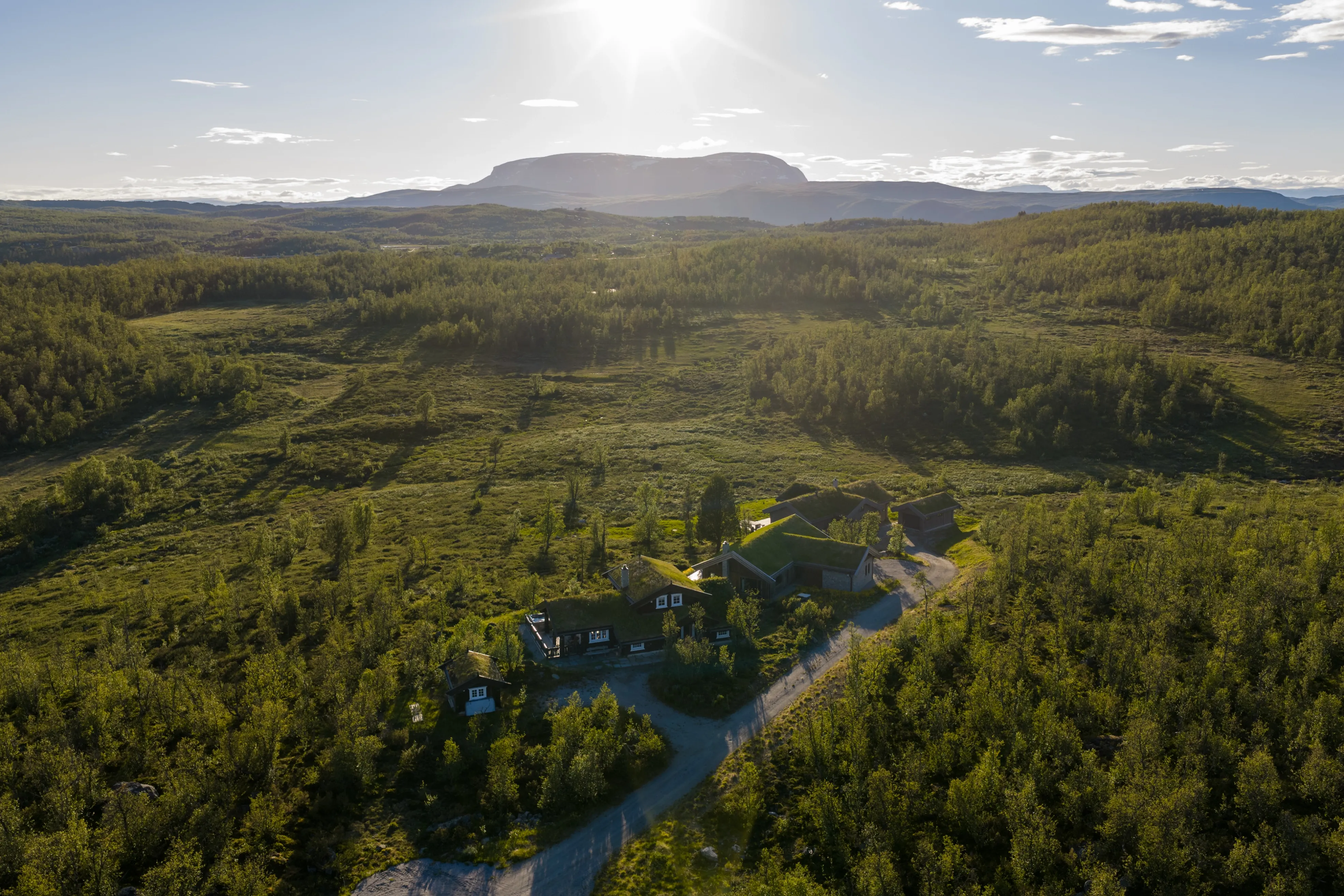 Modern 2-Bedroom Country House in Geilo Featuring Terrace & Scenic Views - View image 23 of 24
