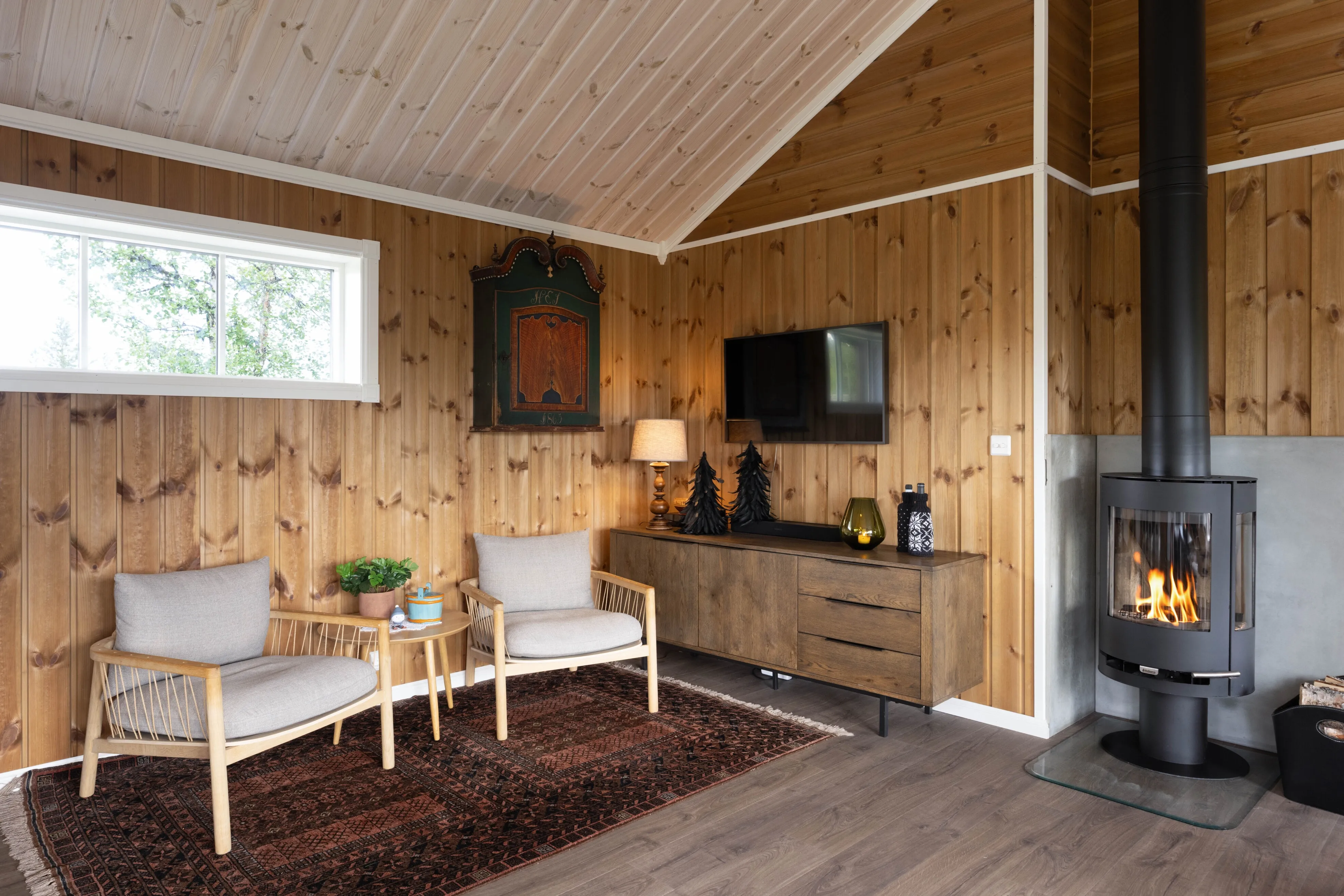 Contemporary 4-Bedroom Family Home in Gol, Norway with Expansive Outdoor Space - View image 10 of 51