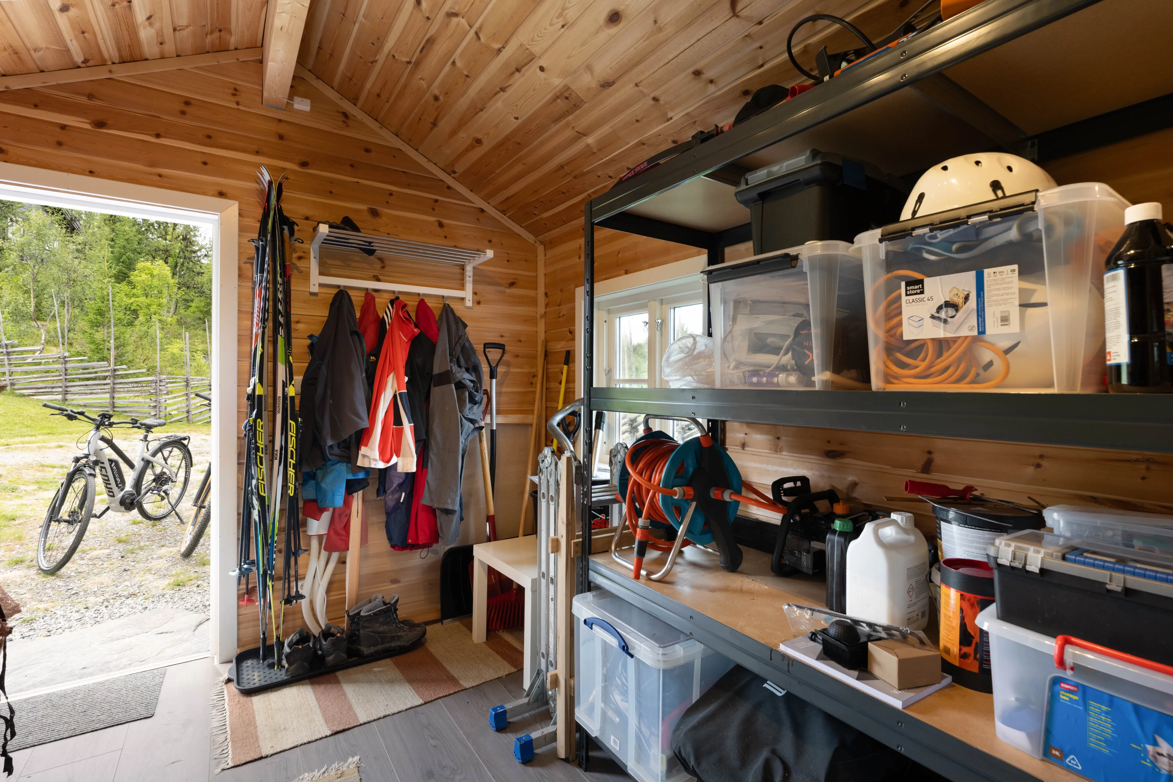Contemporary 4-Bedroom Family Home in Gol, Norway with Expansive Outdoor Space - View image 30 of 51