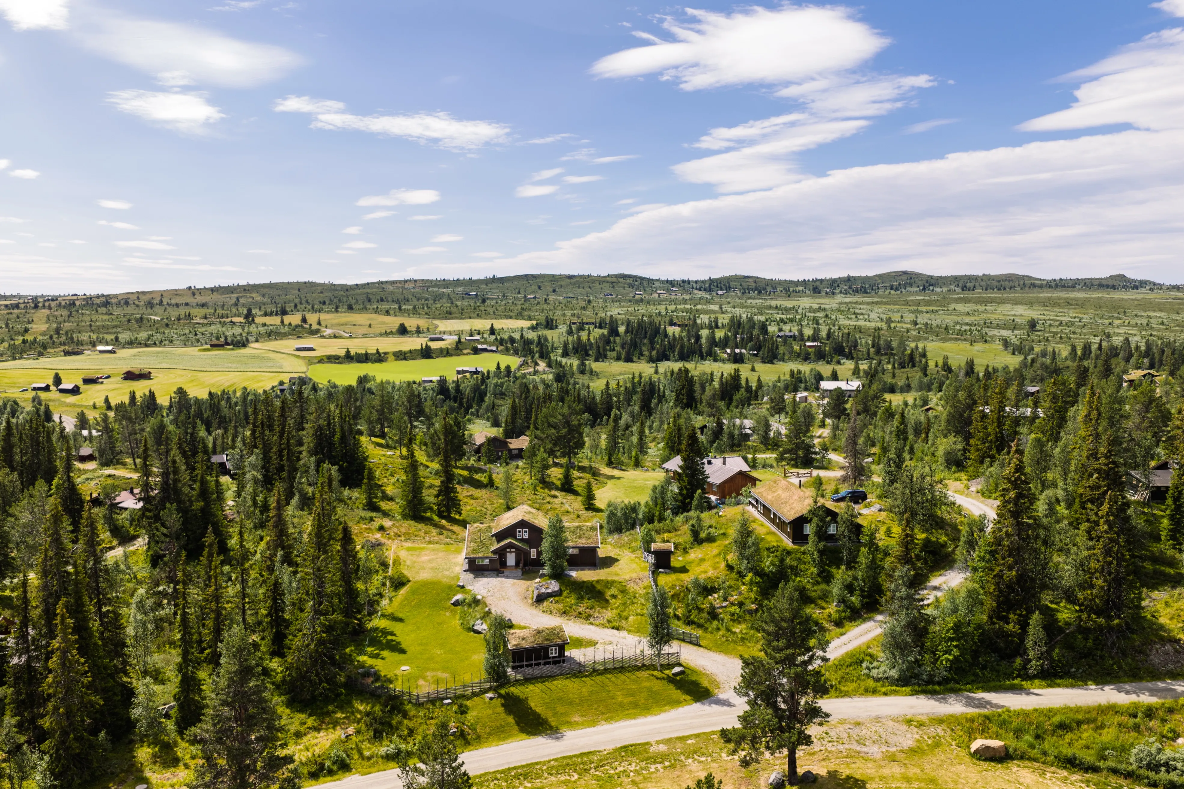 Contemporary 4-Bedroom Family Home in Gol, Norway with Expansive Outdoor Space - View image 40 of 51