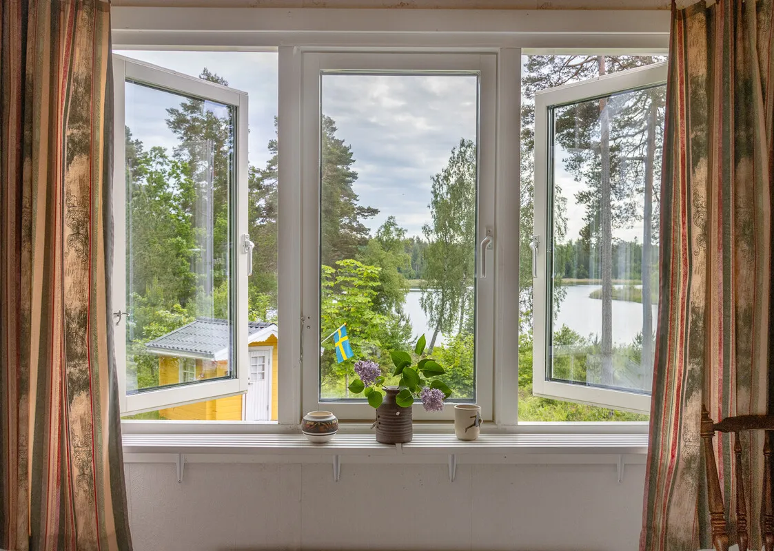 1960s Swedish Retreat with Pool and Terrace in Norrtälje - View image 18 of 31