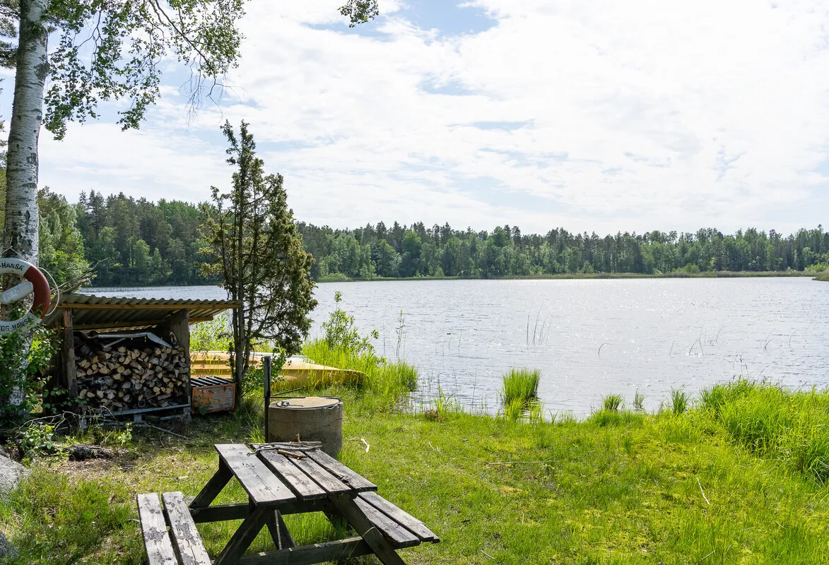 1960s Swedish Retreat with Pool and Terrace in Norrtälje - View image 28 of 31