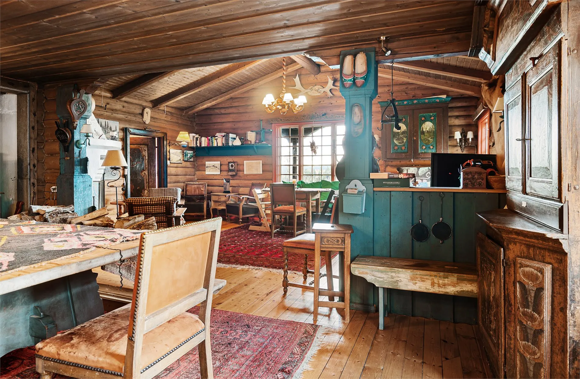 1920s Oslo Cabin Overlooking Blankvann with Expansive Grounds - View image 7 of 50