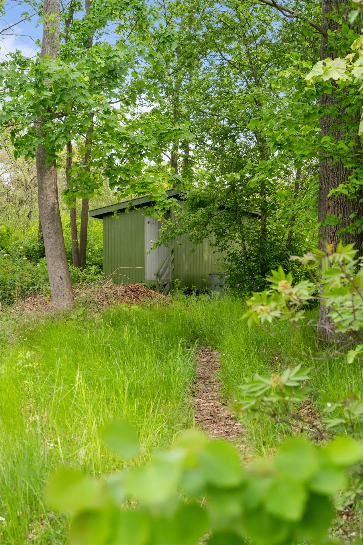 Rustic 1930s Cabin on Bleikøya with Expansive Gardens and Boat Mooring - View image 38 of 47