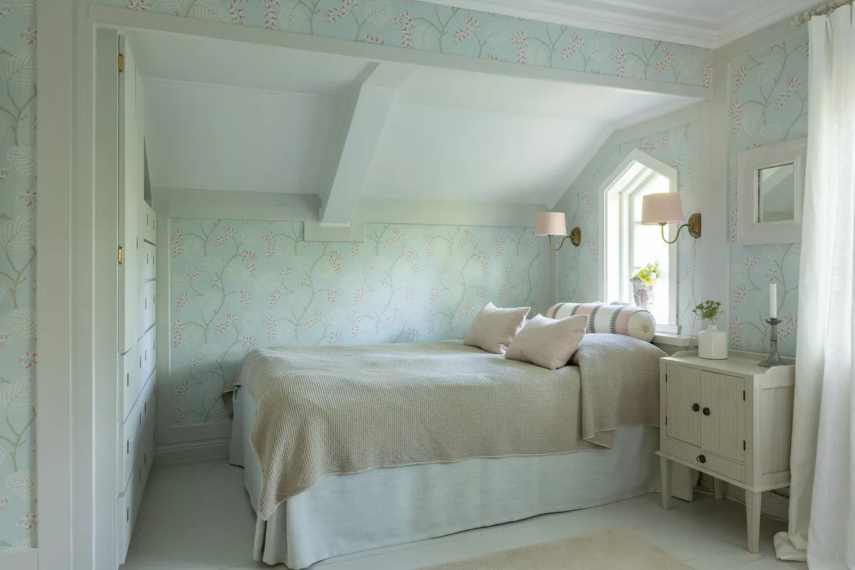 1909 Swedish Coastal House with Expansive Garden and 5 Bedrooms - View image 34 of 44