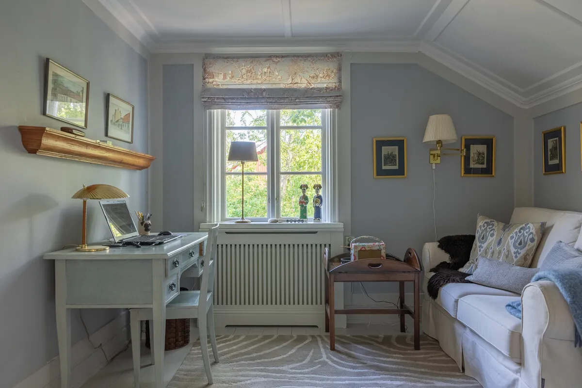 1909 Swedish Coastal House with Expansive Garden and 5 Bedrooms - View image 37 of 44