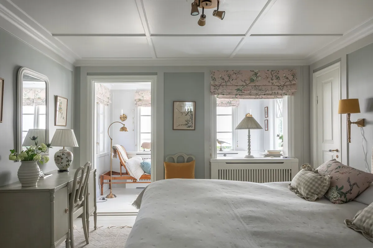 1909 Swedish Coastal House with Expansive Garden and 5 Bedrooms - View image 38 of 44