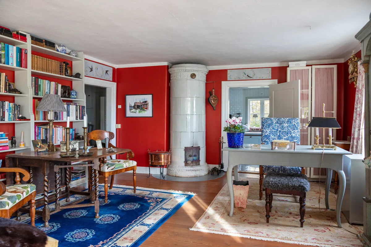 1907 Swedish Country House with Expansive Gardens and Lakeside Views - View image 32 of 67