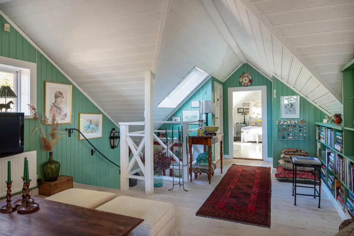 1907 Swedish Country House with Expansive Gardens and Lakeside Views - View image 41 of 67