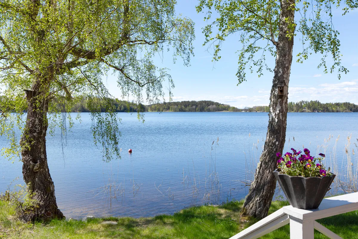 1907 Swedish Country House with Expansive Gardens and Lakeside Views - View image 52 of 67