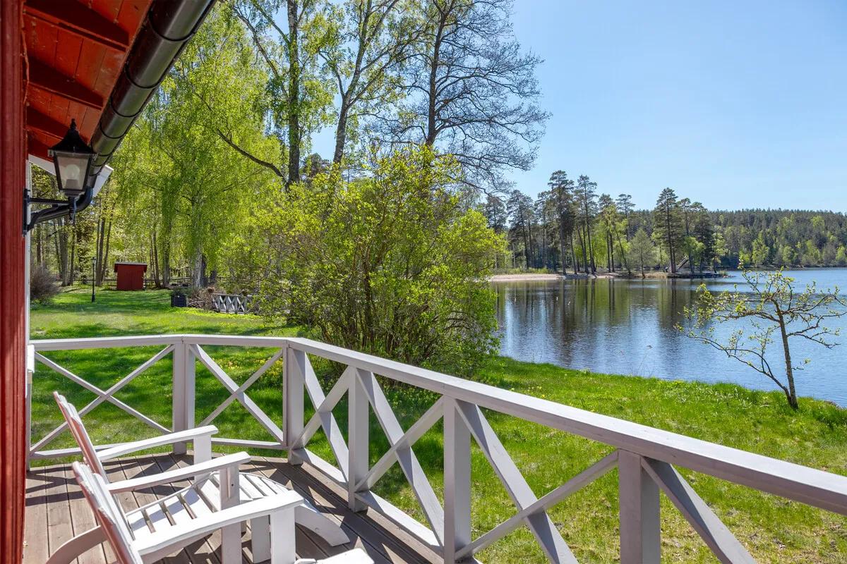 1907 Swedish Country House with Expansive Gardens and Lakeside Views - View image 53 of 67