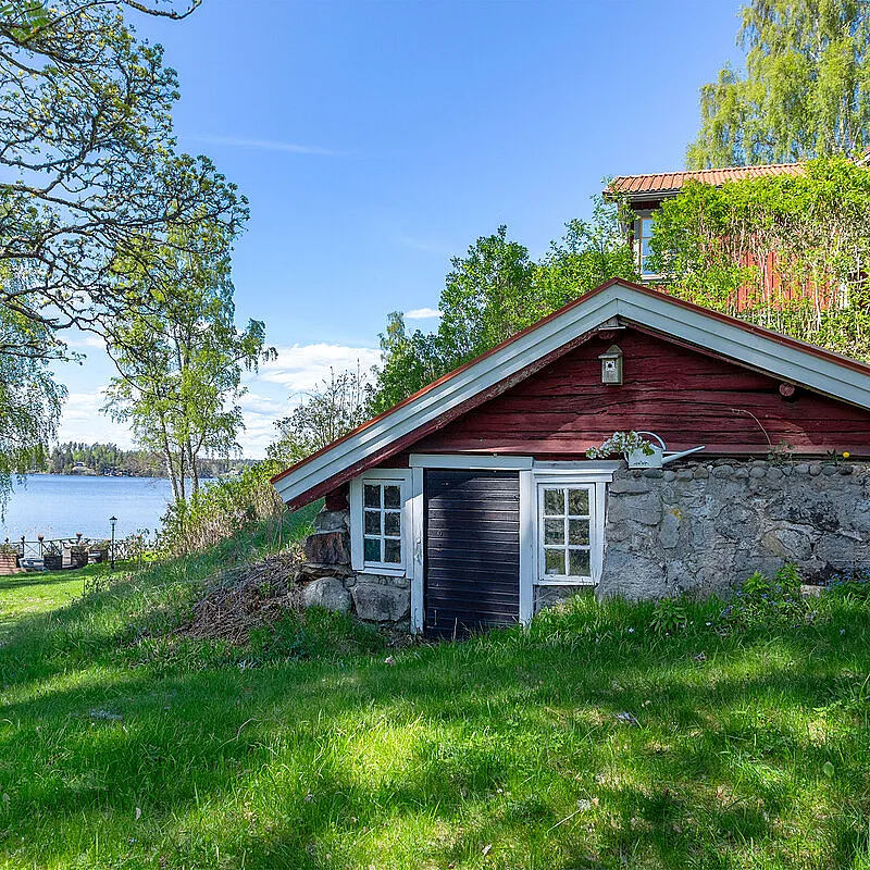 View image 66