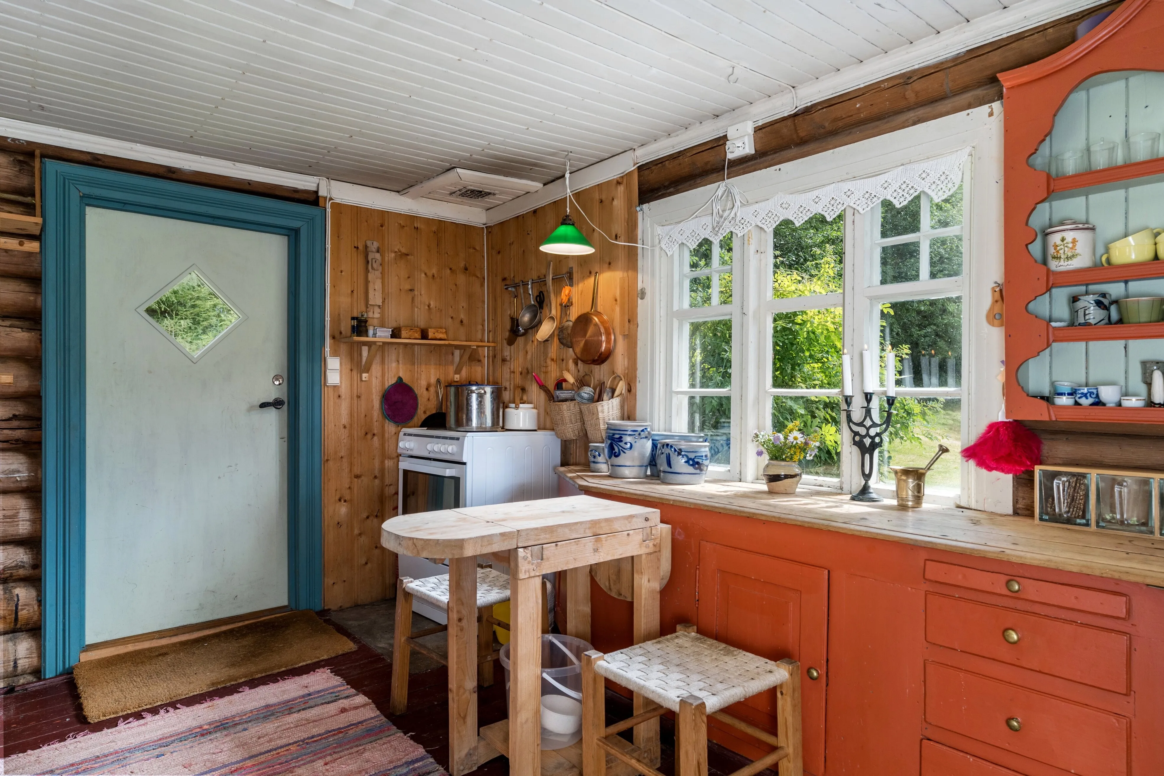 1927 Farmhouse with Expansive Grounds and Workshop in Gol, Norway - View image 14 of 40