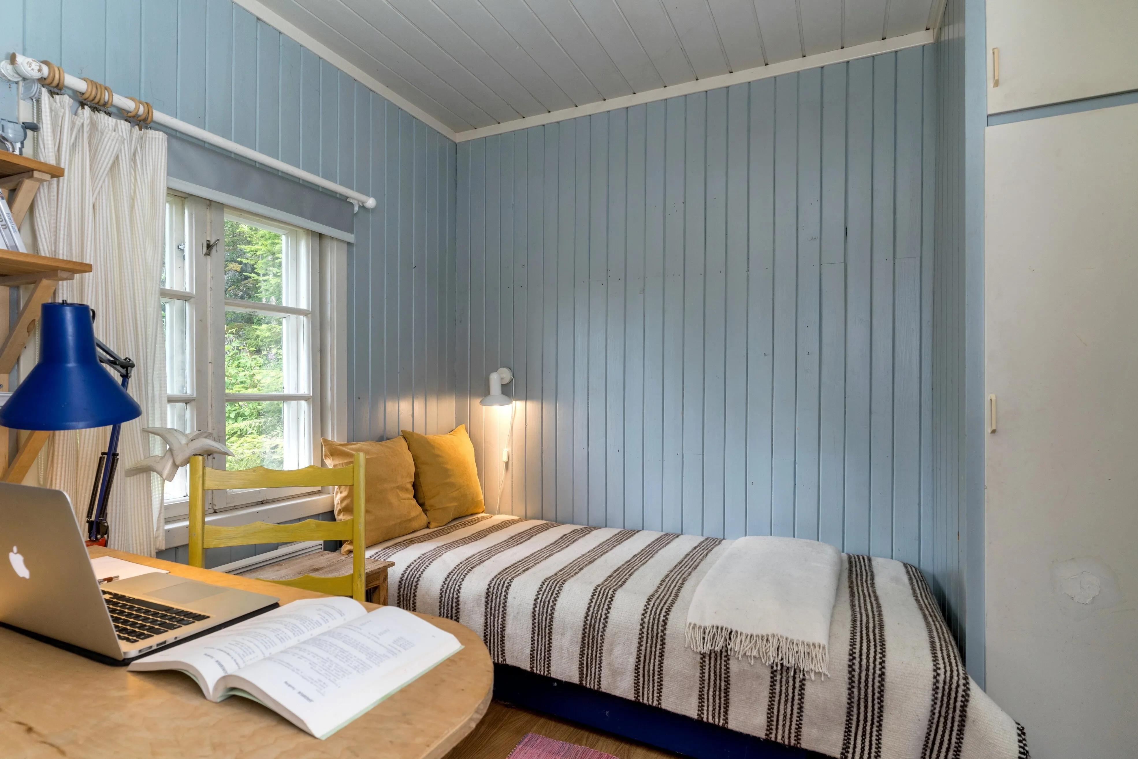 1927 Farmhouse with Expansive Grounds and Workshop in Gol, Norway - View image 27 of 40