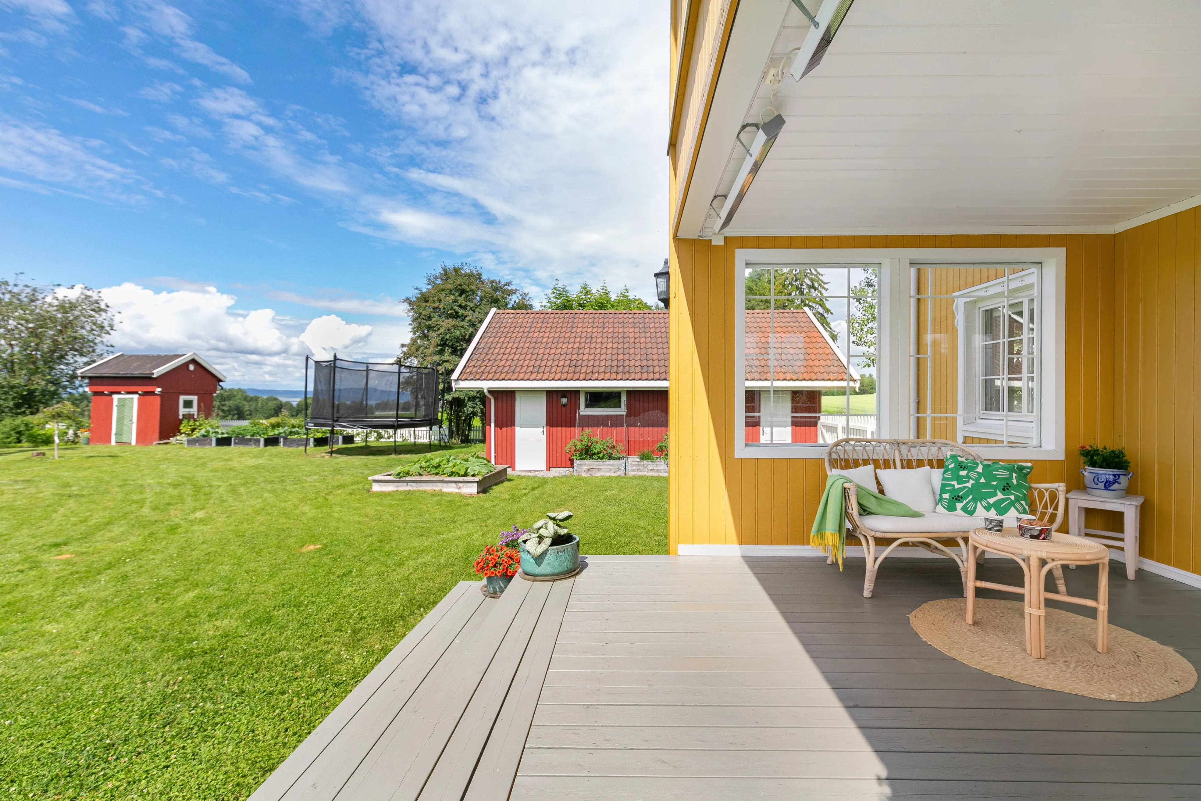 1940s Family Home with Lake Views in Stange Vestbygd, Norway - View image 7 of 56