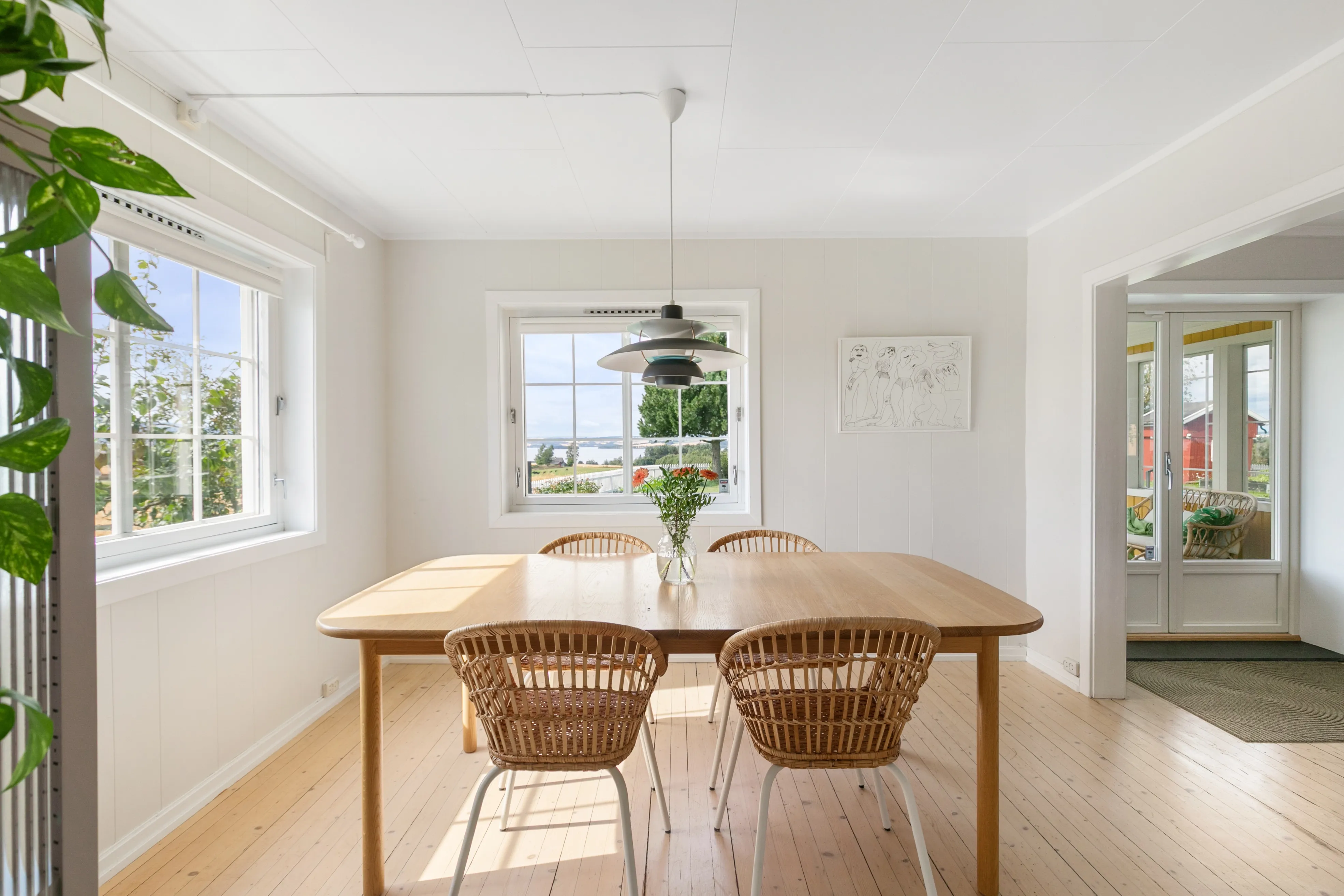1940s Family Home with Lake Views in Stange Vestbygd, Norway - View image 19 of 56