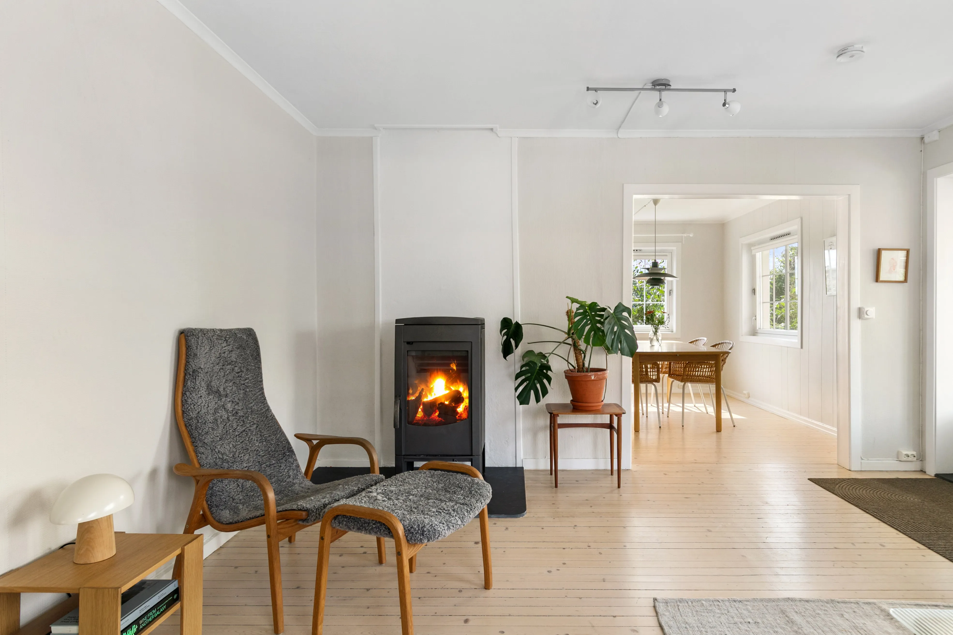1940s Family Home with Lake Views in Stange Vestbygd, Norway - View image 22 of 56
