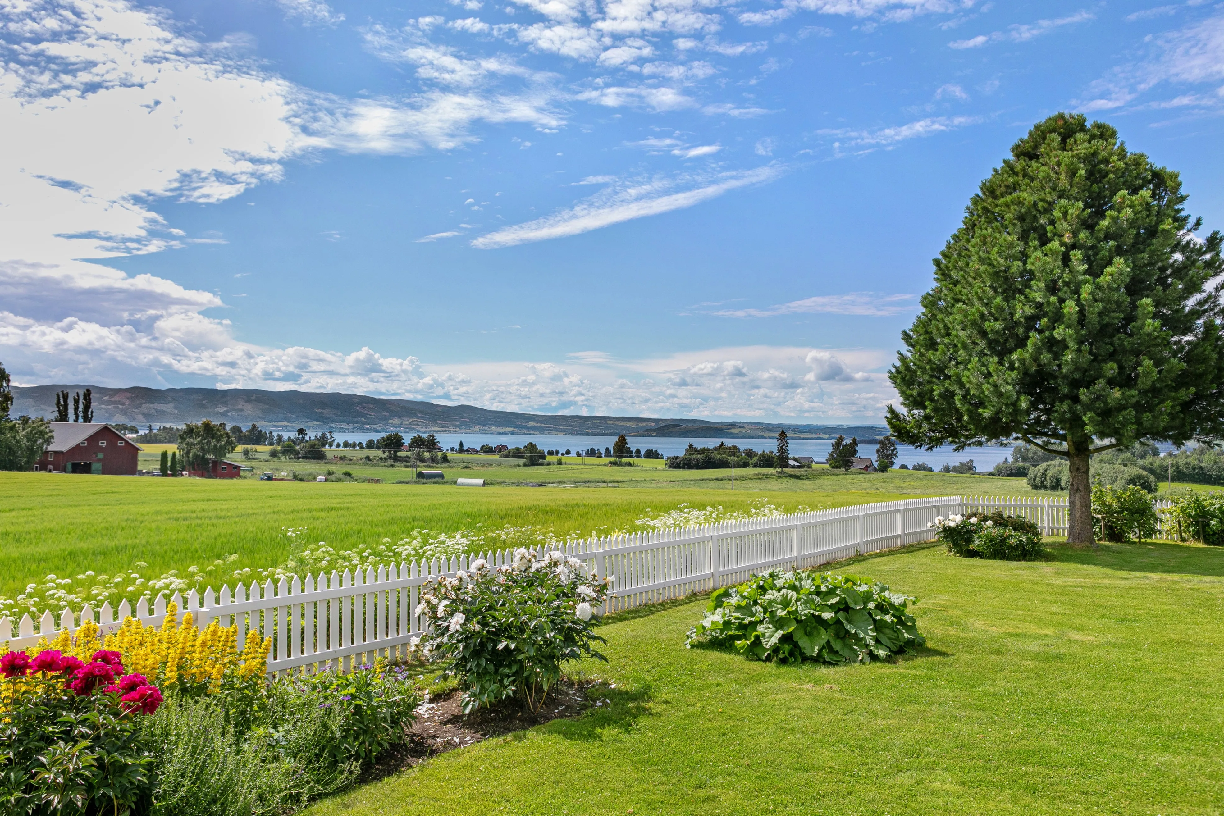 1940s Family Home with Lake Views in Stange Vestbygd, Norway - View image 49 of 56