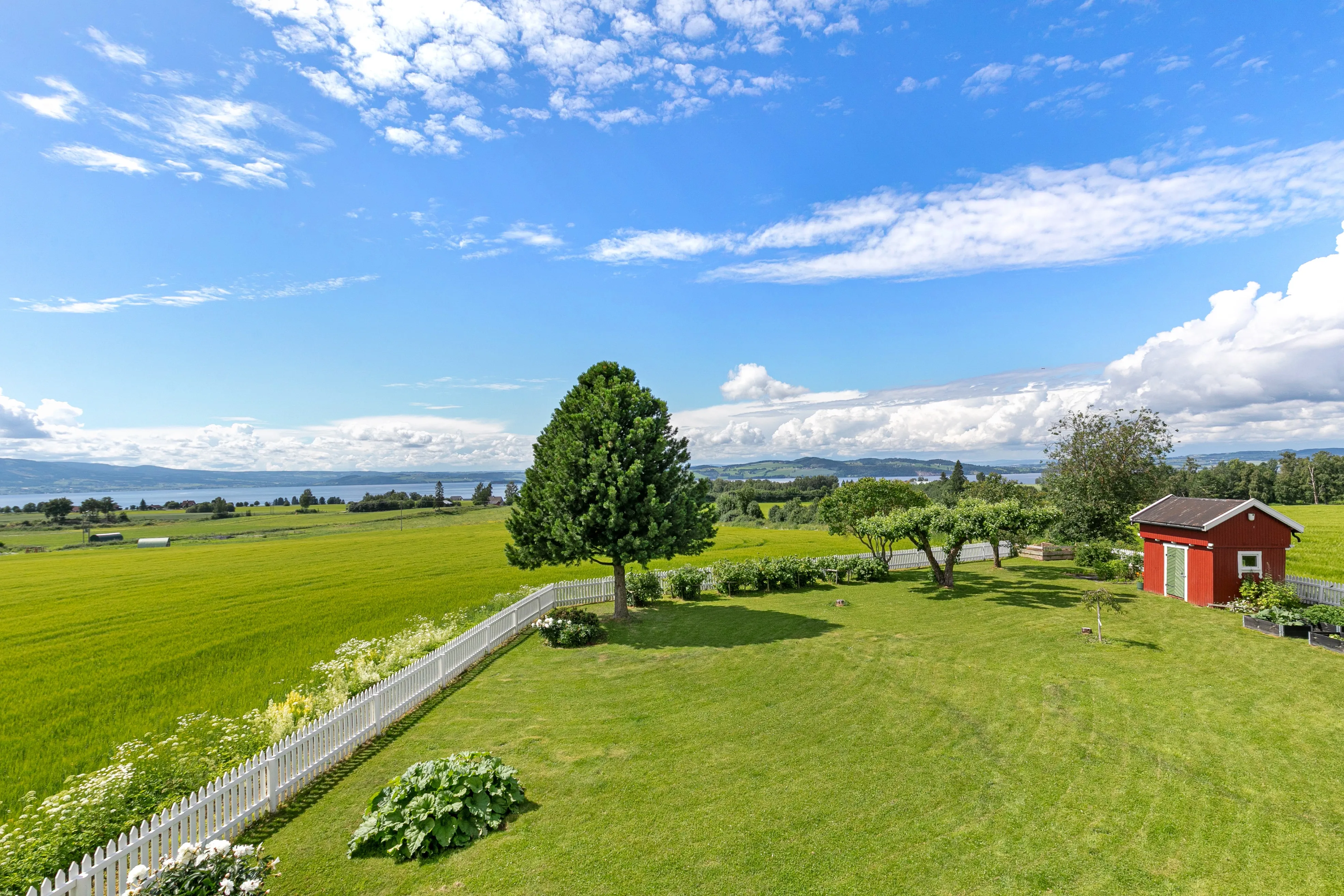 1940s Family Home with Lake Views in Stange Vestbygd, Norway - View image 54 of 56