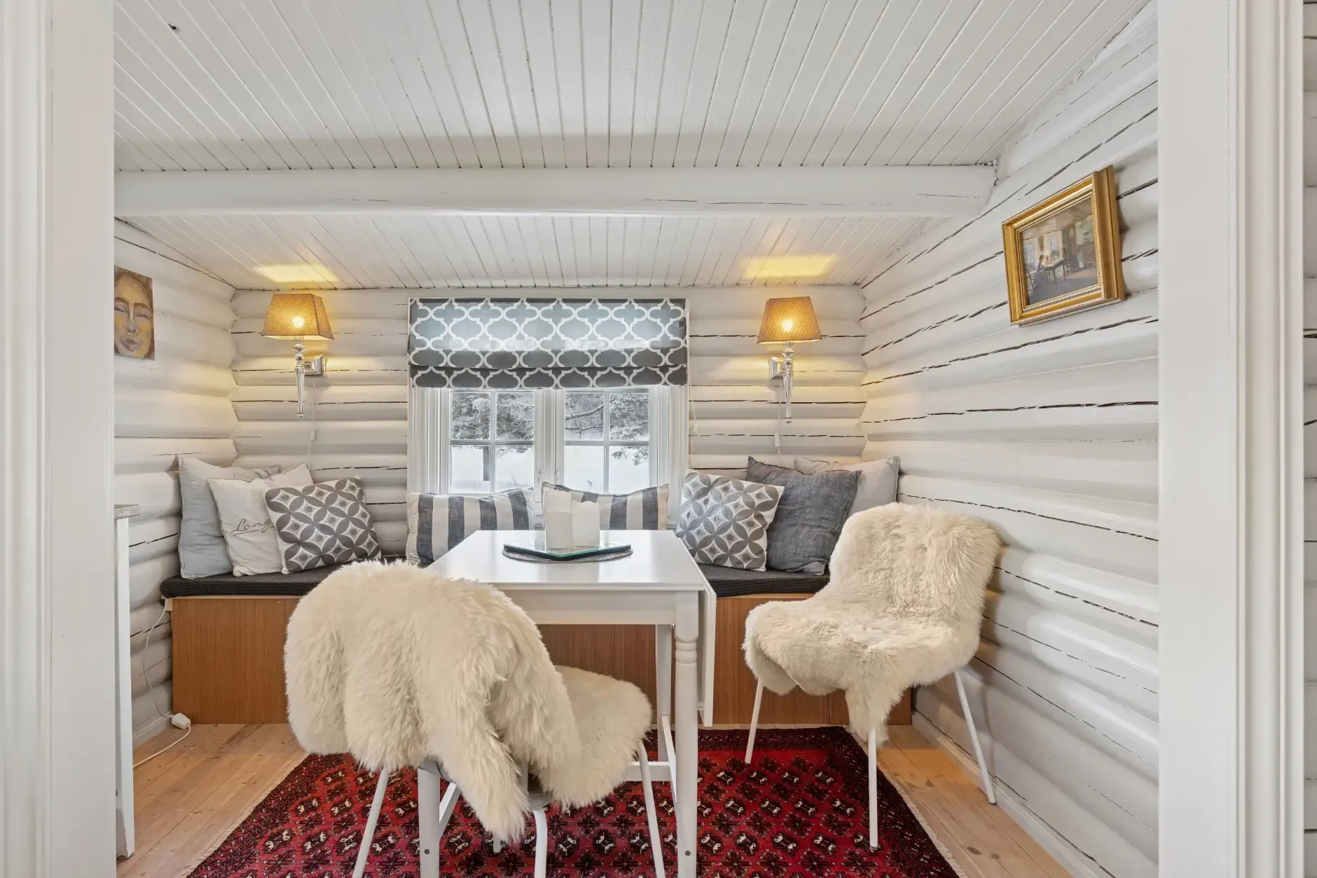 Norsk landsted fra 1940’erne ved søen med have og terrasse - Vis billede 15 af 35