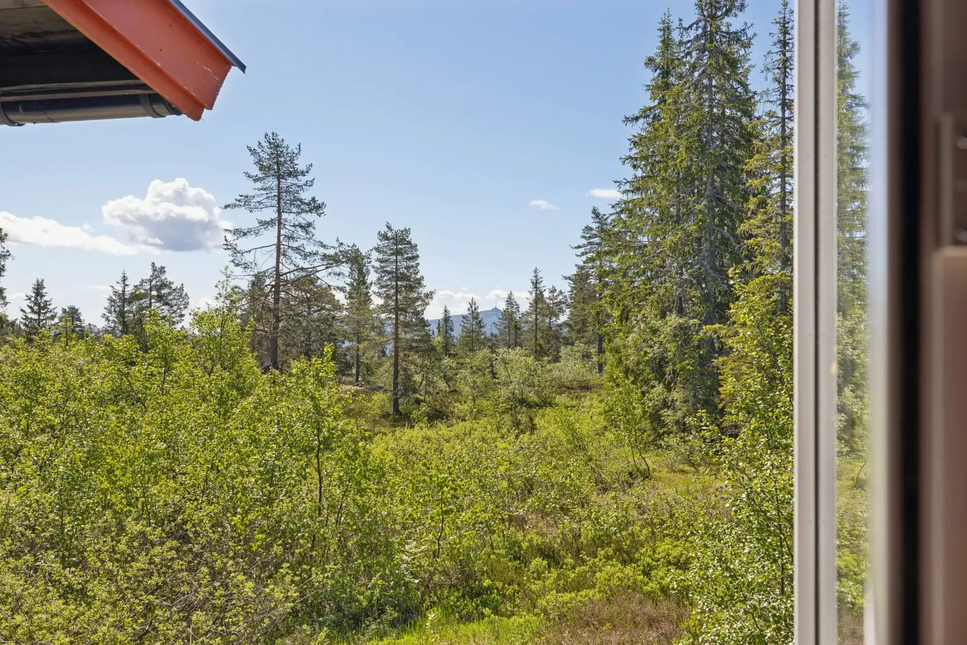 1960s Cabin in Blefjell: 3 Bedrooms, Expansive Terrace, Ski Access - View image 26 of 27