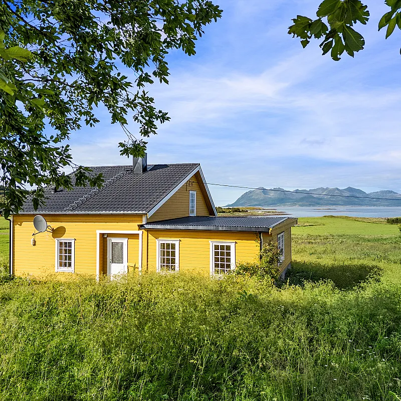 1920s House with Expansive Gardens on Sandsøy Island, Norway