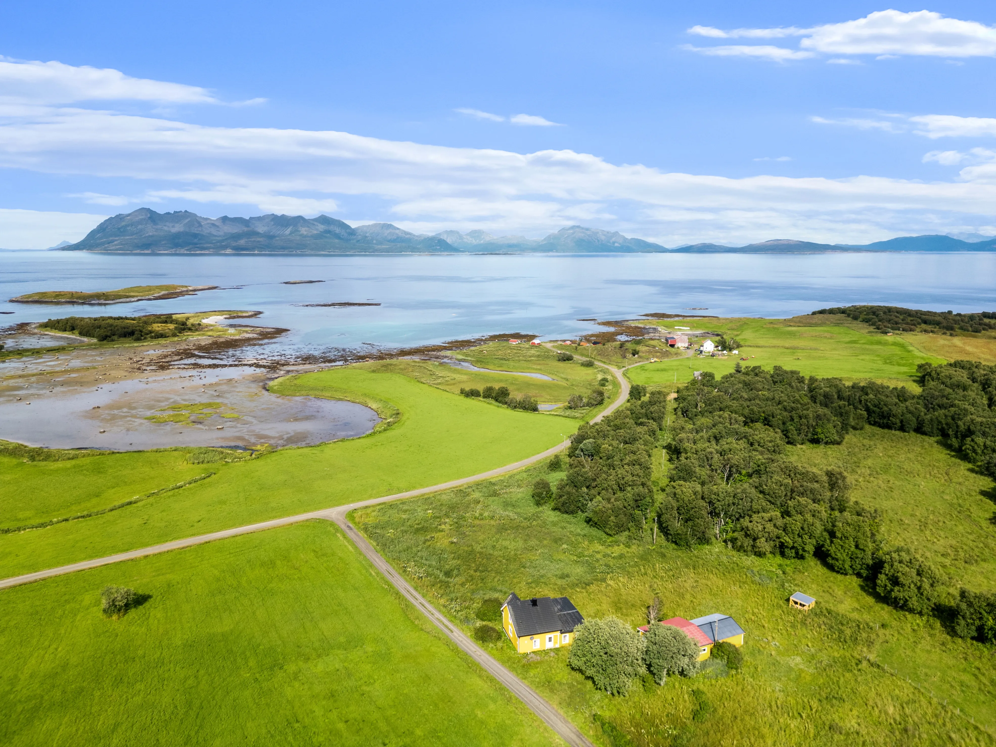Hus fra 1920’erne med store haver på øen Sandsøy, Norge - Vis billede 36 af 43