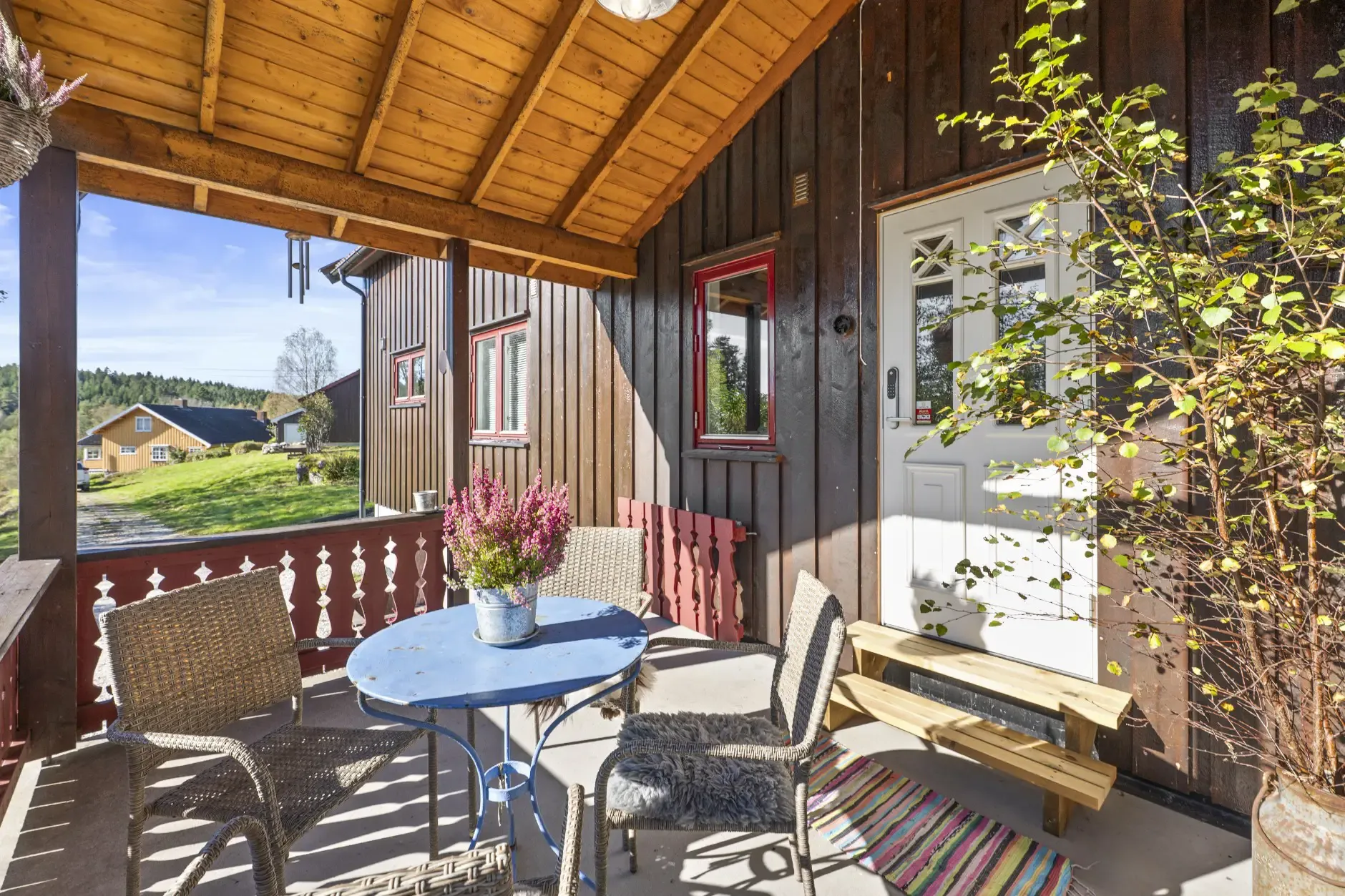 1950s Hemnes House with Garden and Terraces, Ideal for Families - View image 10 of 47